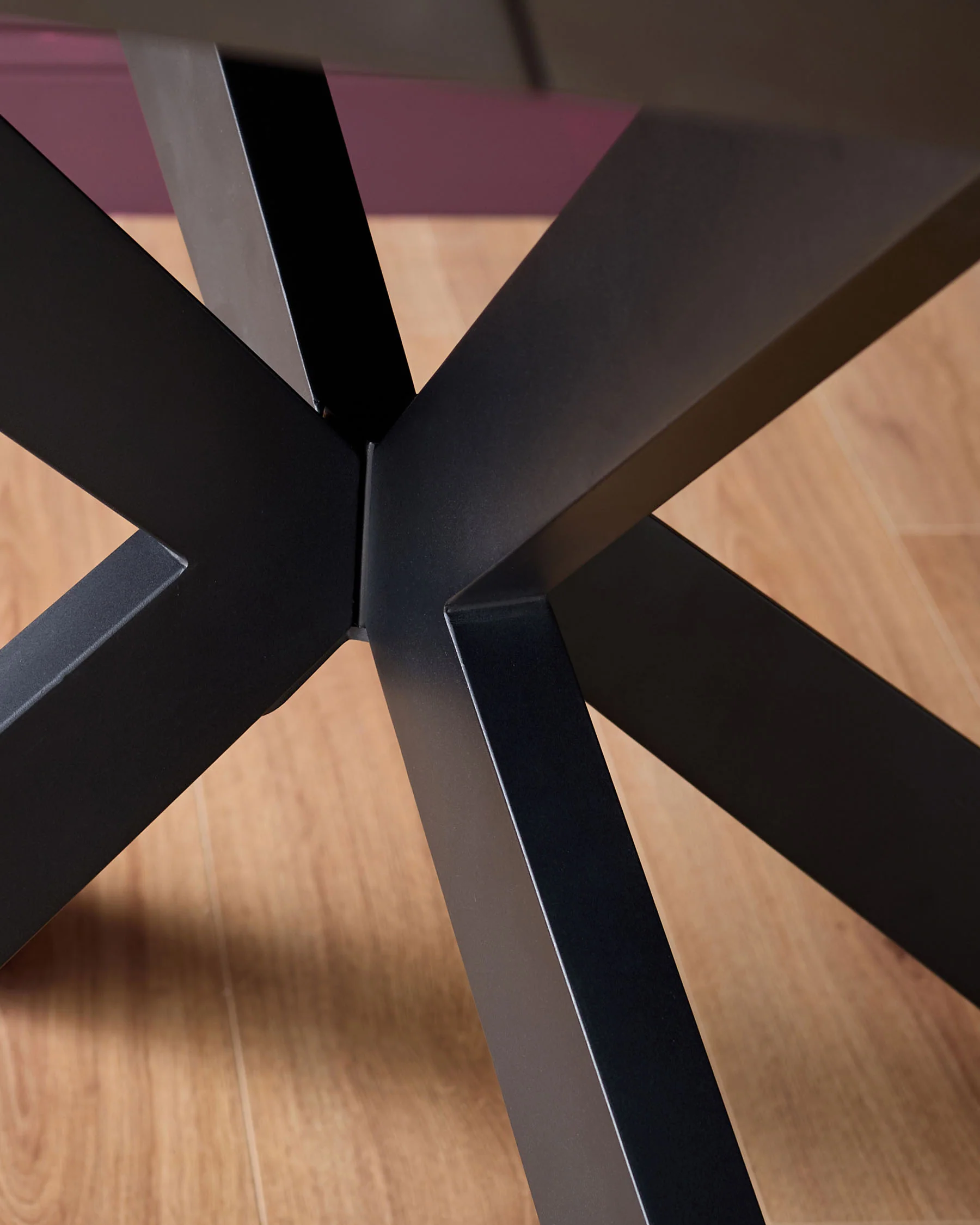 Hayden dark grey ceramic 4-6 extending round dining table - Image 7
