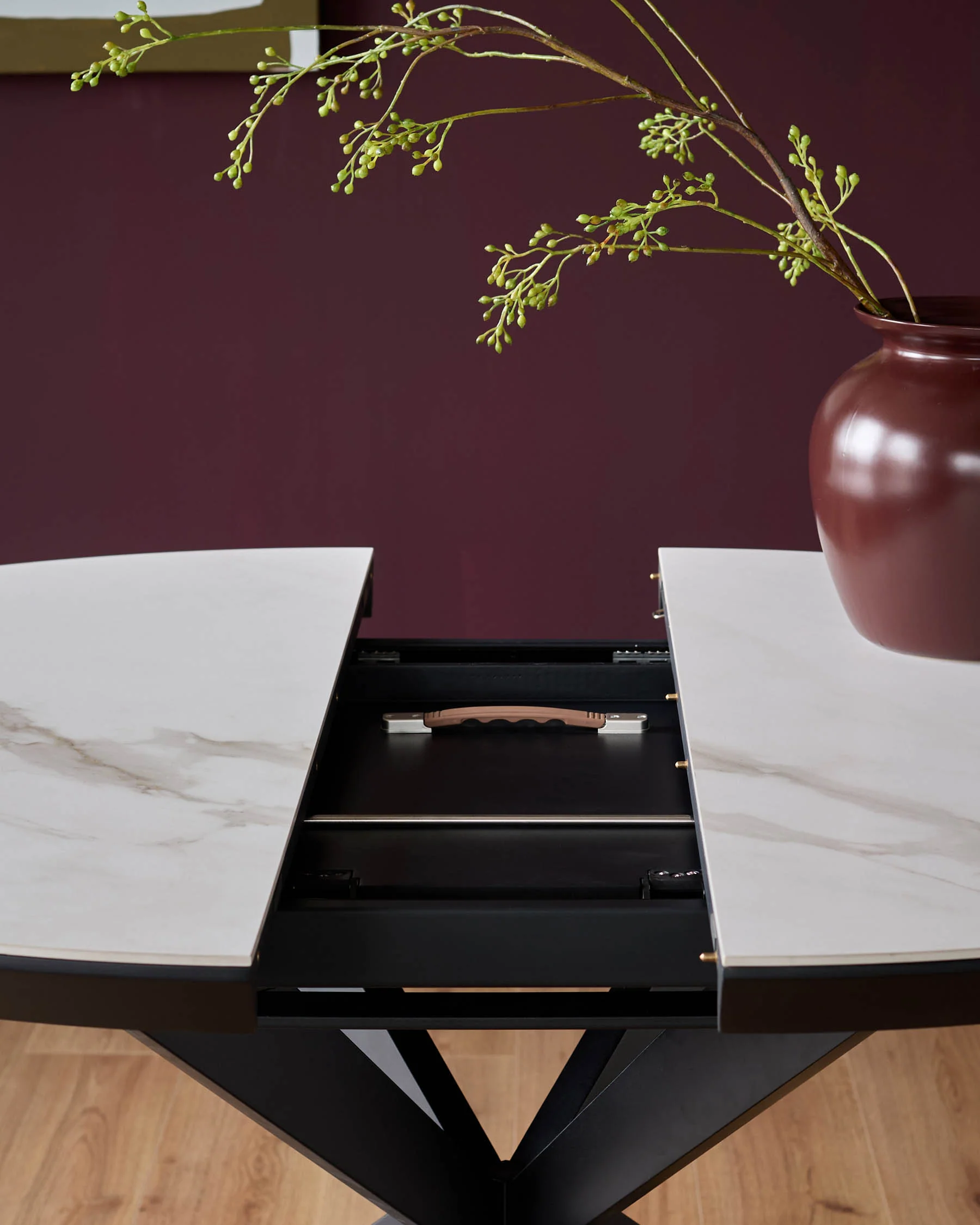 Hayden white round ceramic extending 4 to 6 dining table - Image 10