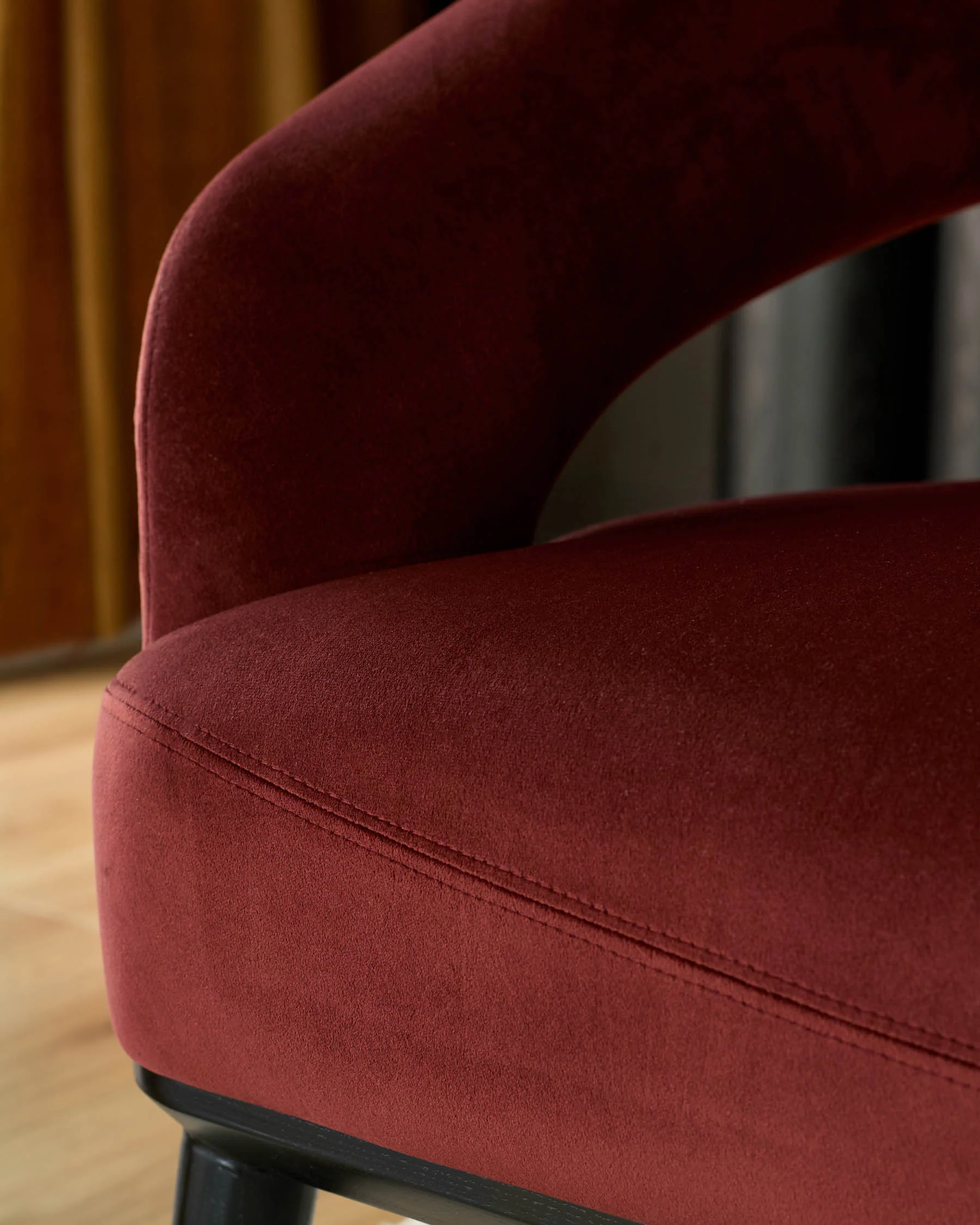 Heath toffee red velvet accent sofa - Image 6