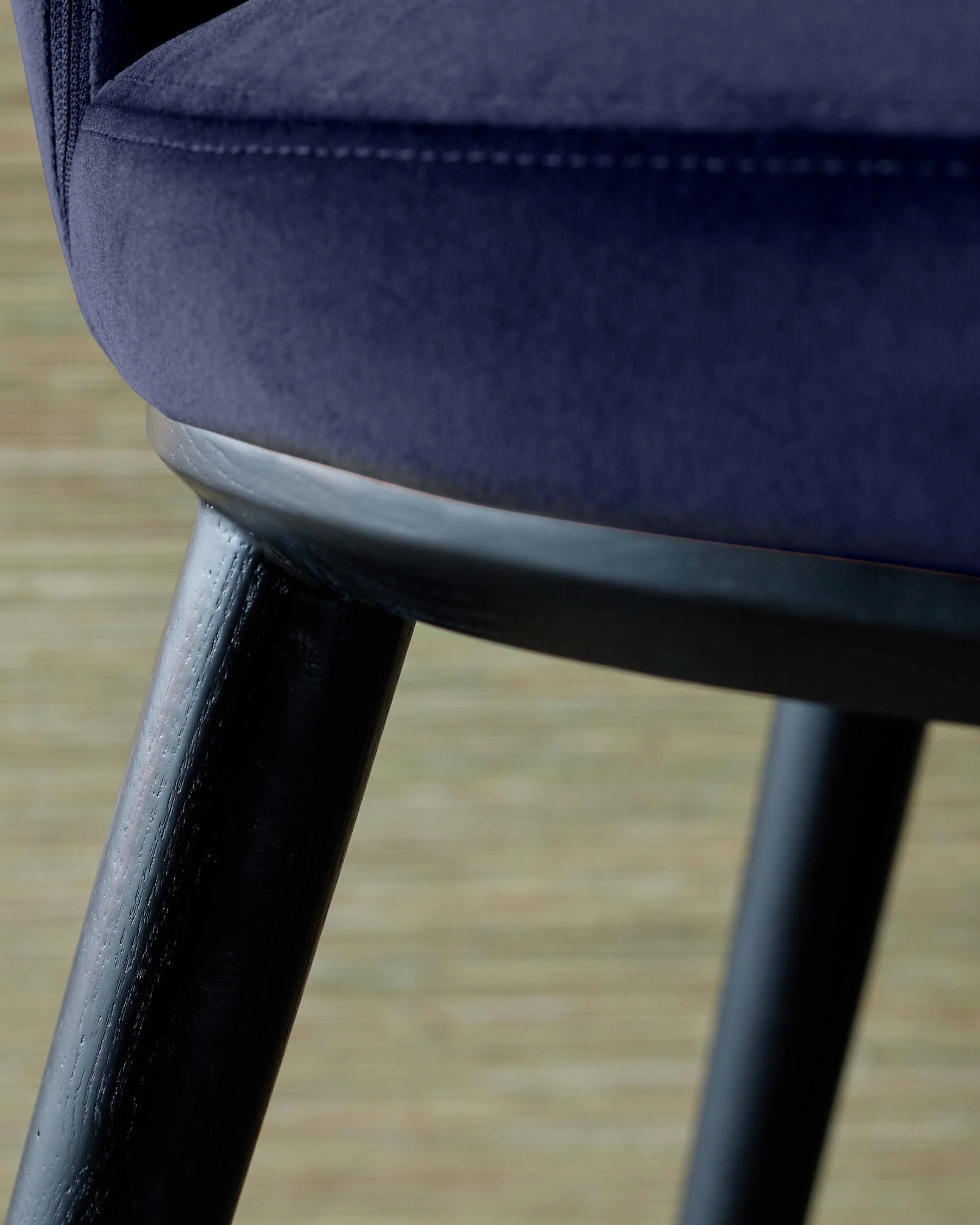 Heath navy recycled velvet bar stool - Image 6