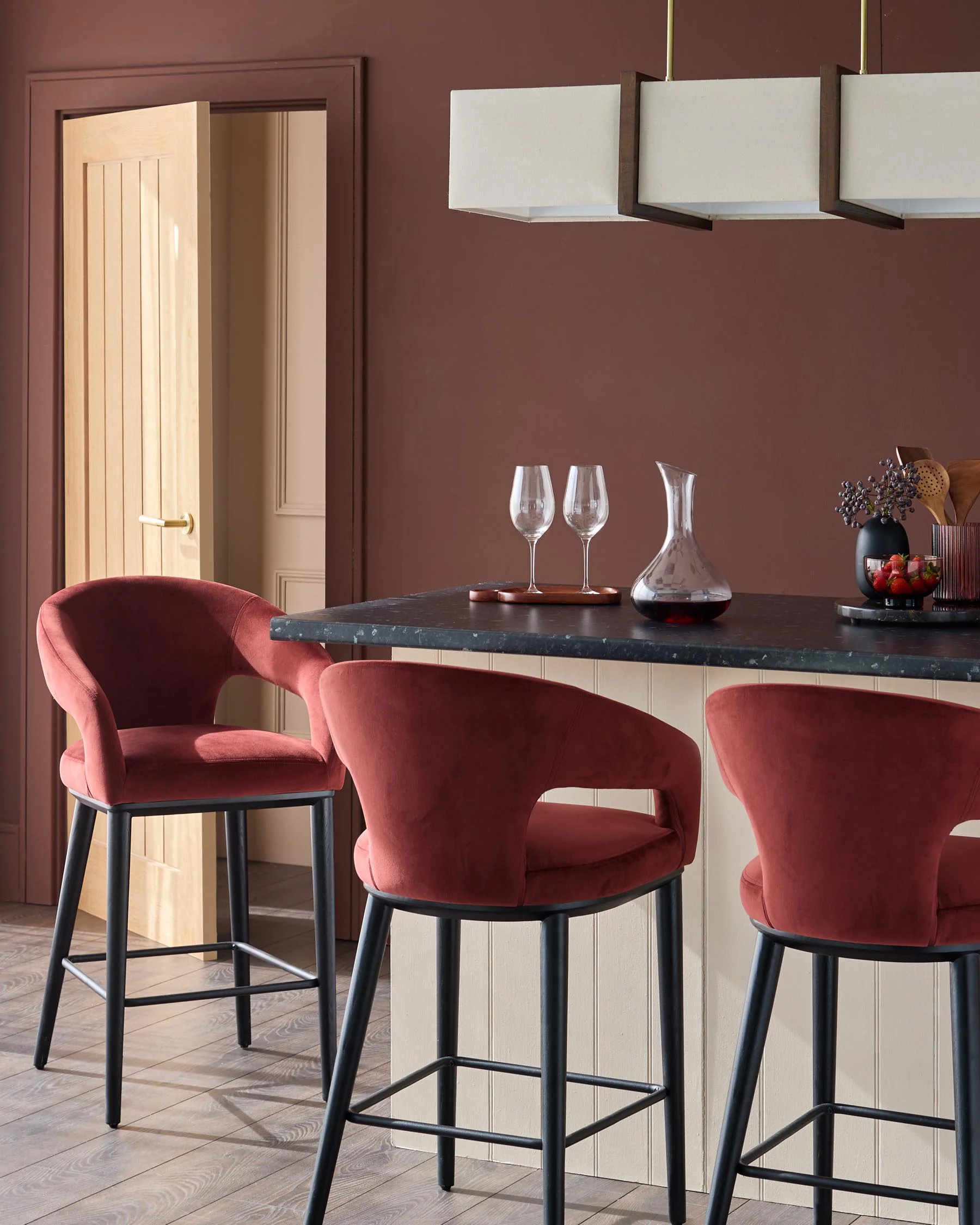 Heath toffee red velvet bar stool - Image 4