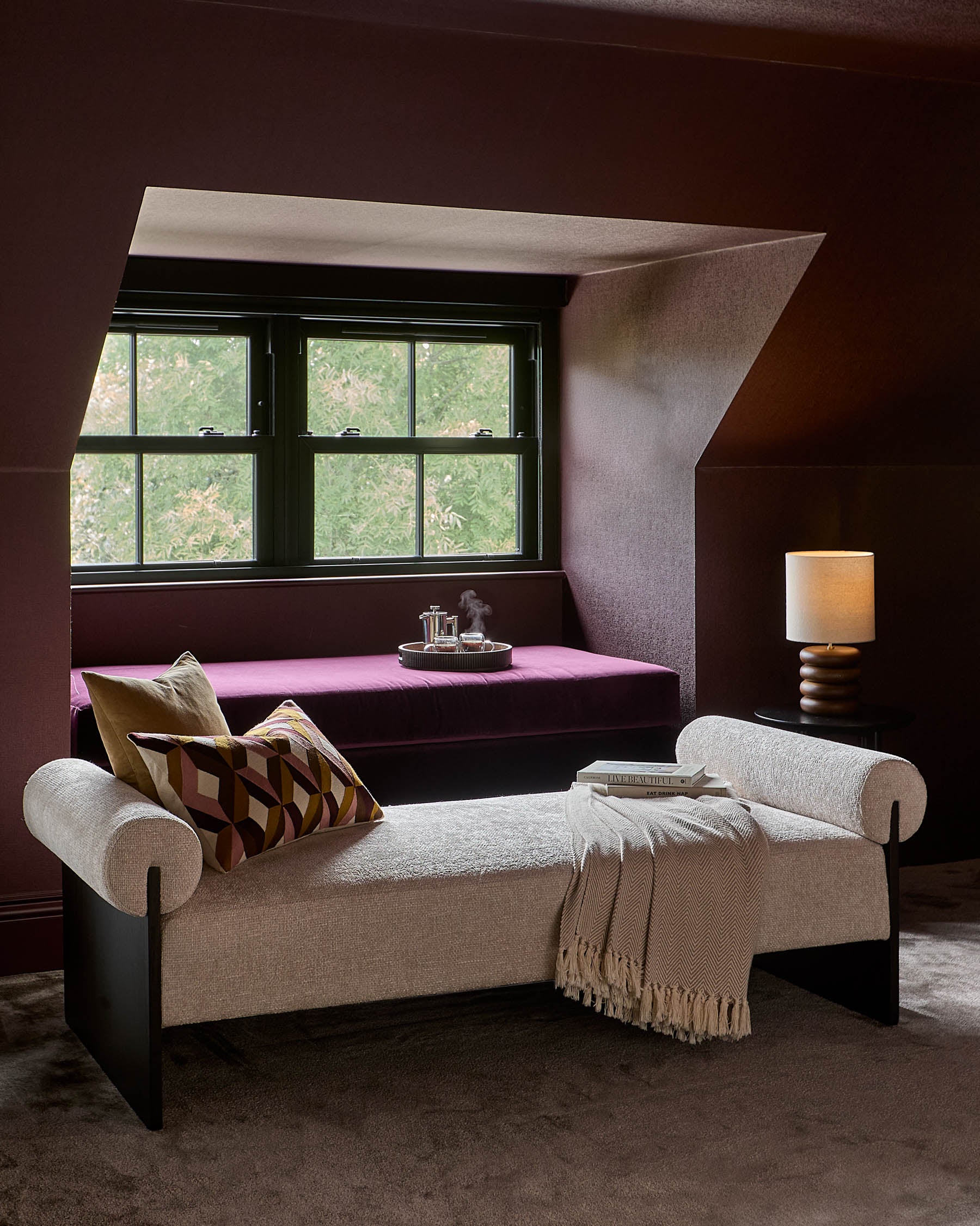 Hepworth natural linen and dark wood table lamp - Image 4