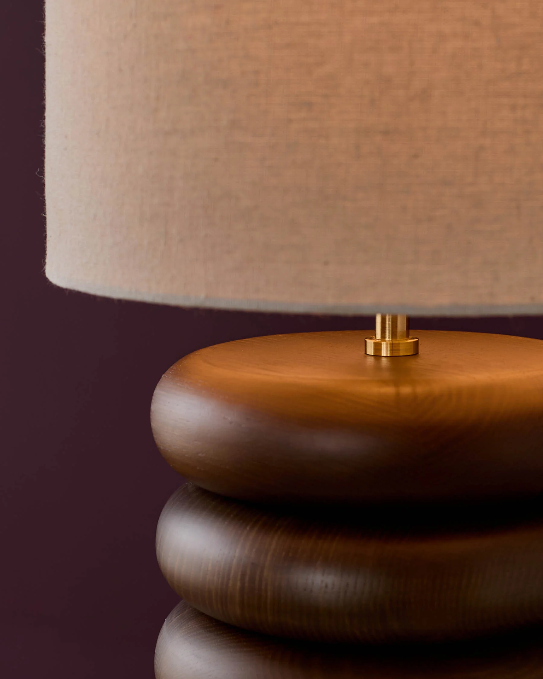 Hepworth natural linen and dark wood table lamp - Image 7
