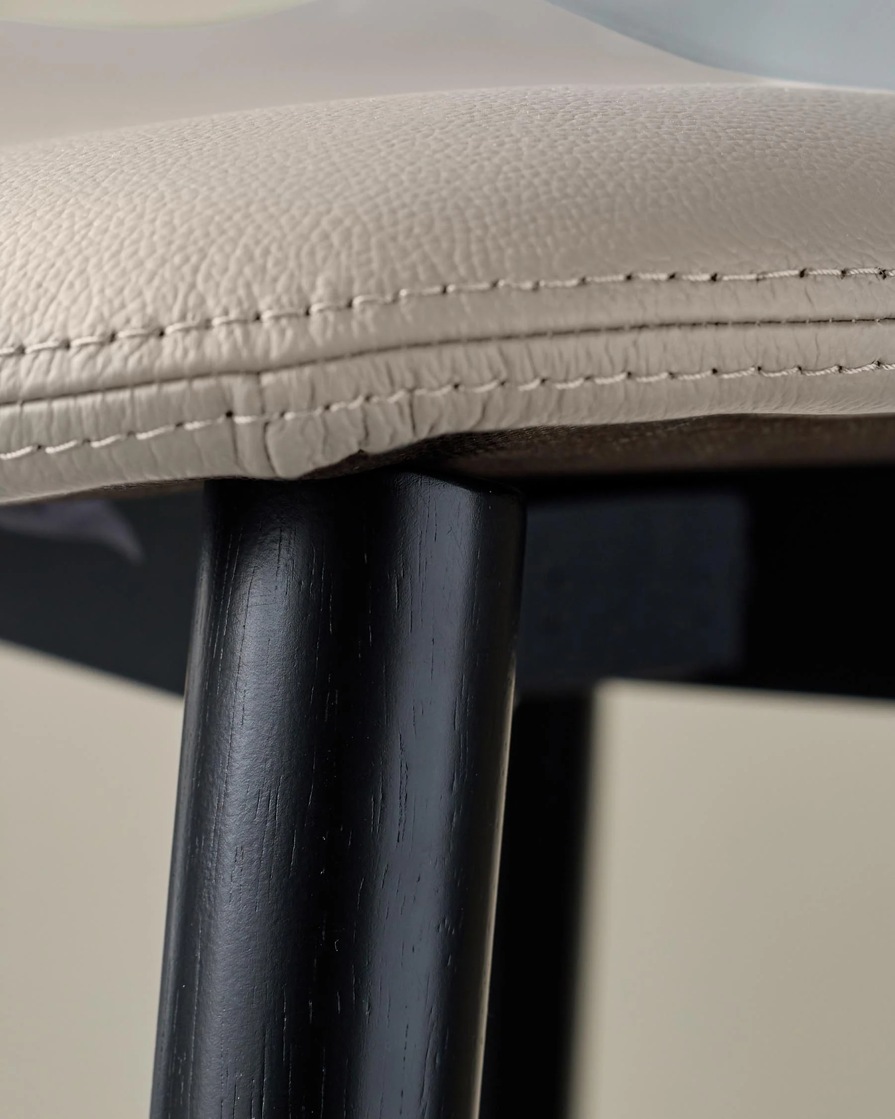 Hudson natural leather bar stool - Image 8