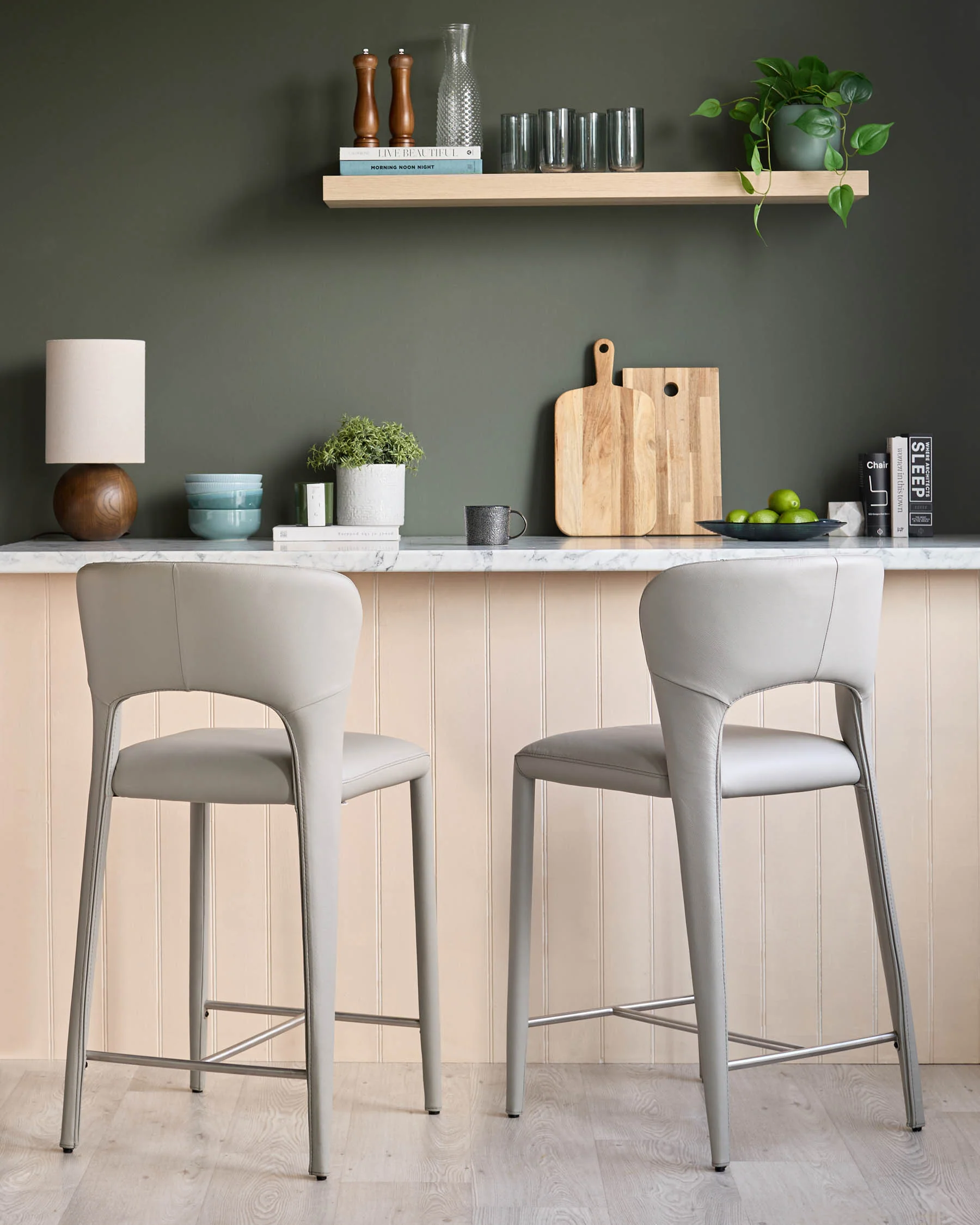 Jackson light grey leather bar stool - Image 4