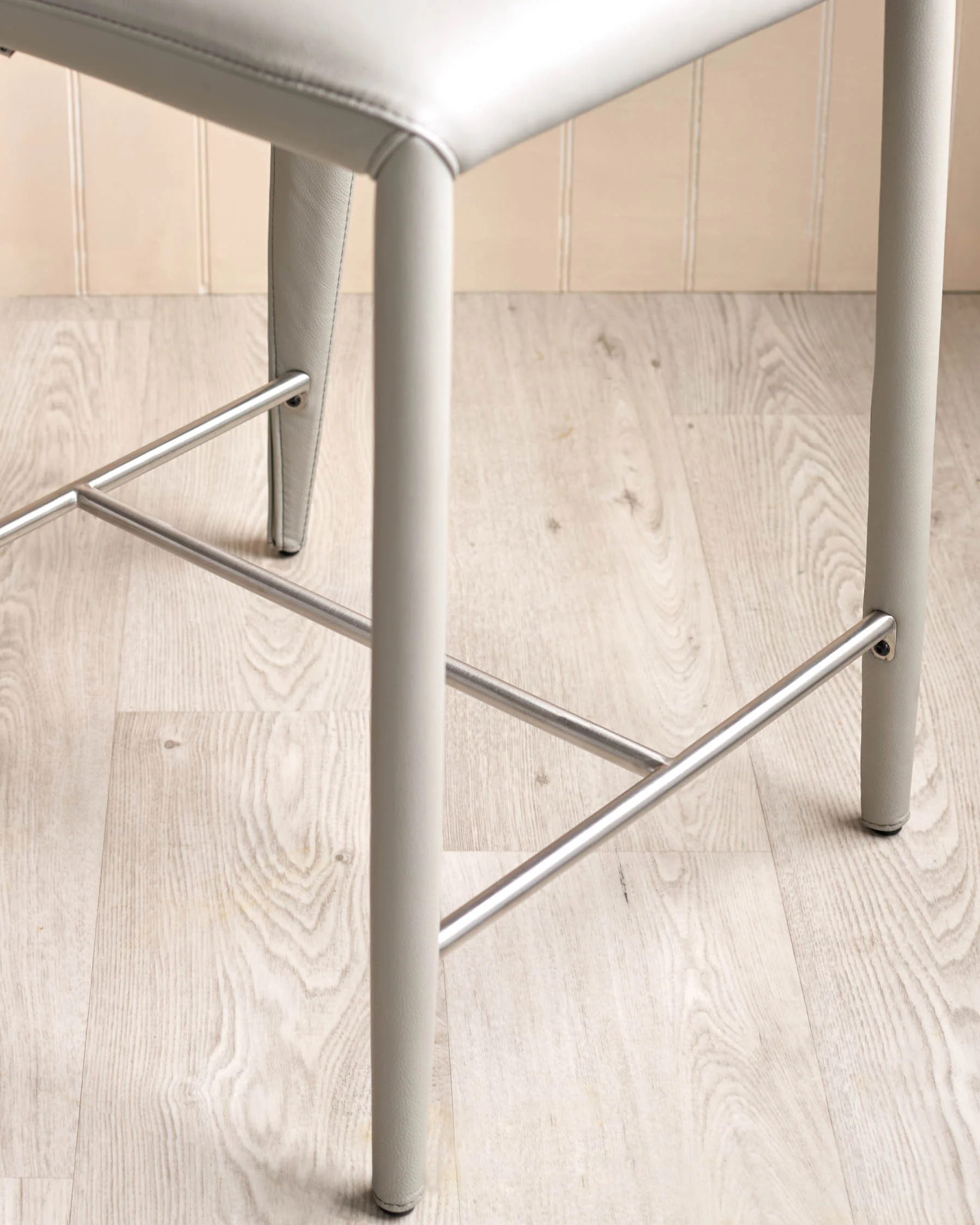 Jackson light grey leather bar stool - Image 8