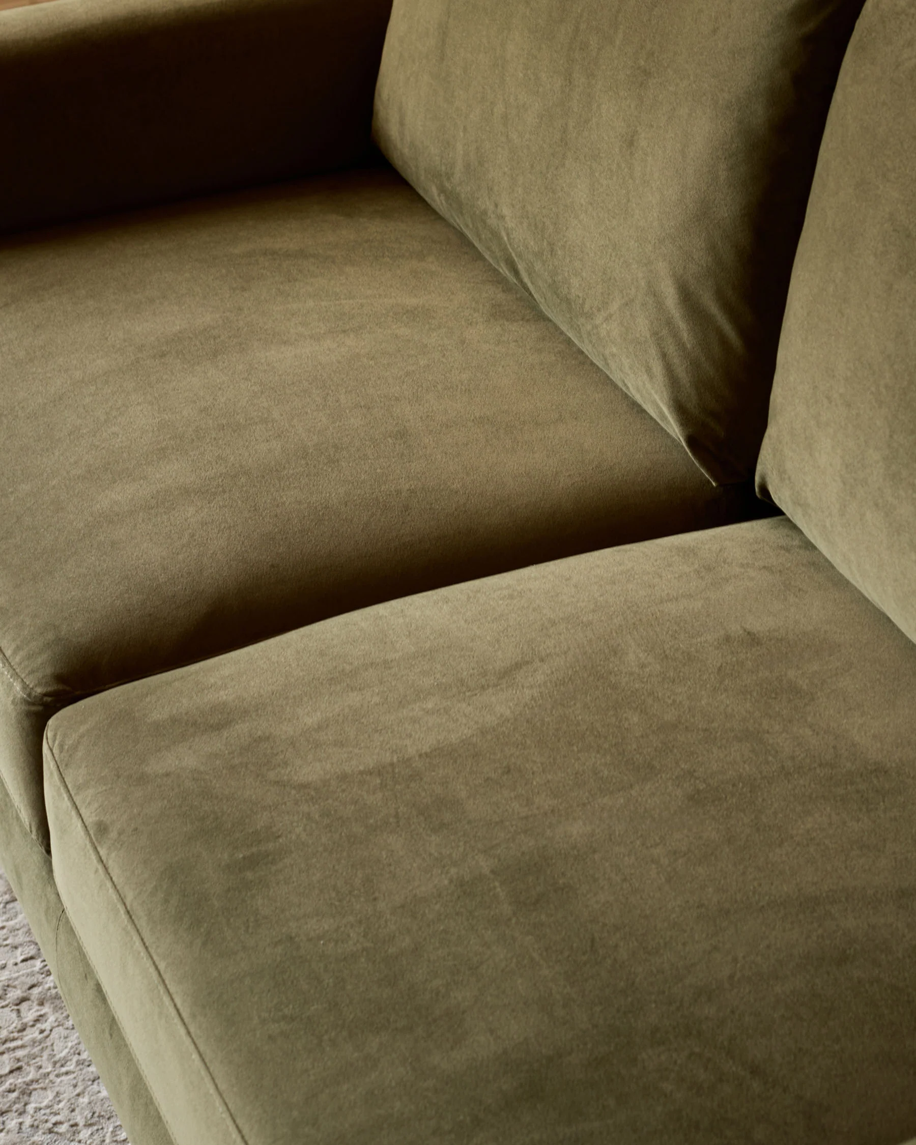Jacob olive green velvet dark wood 3 seater sofa - Image 5