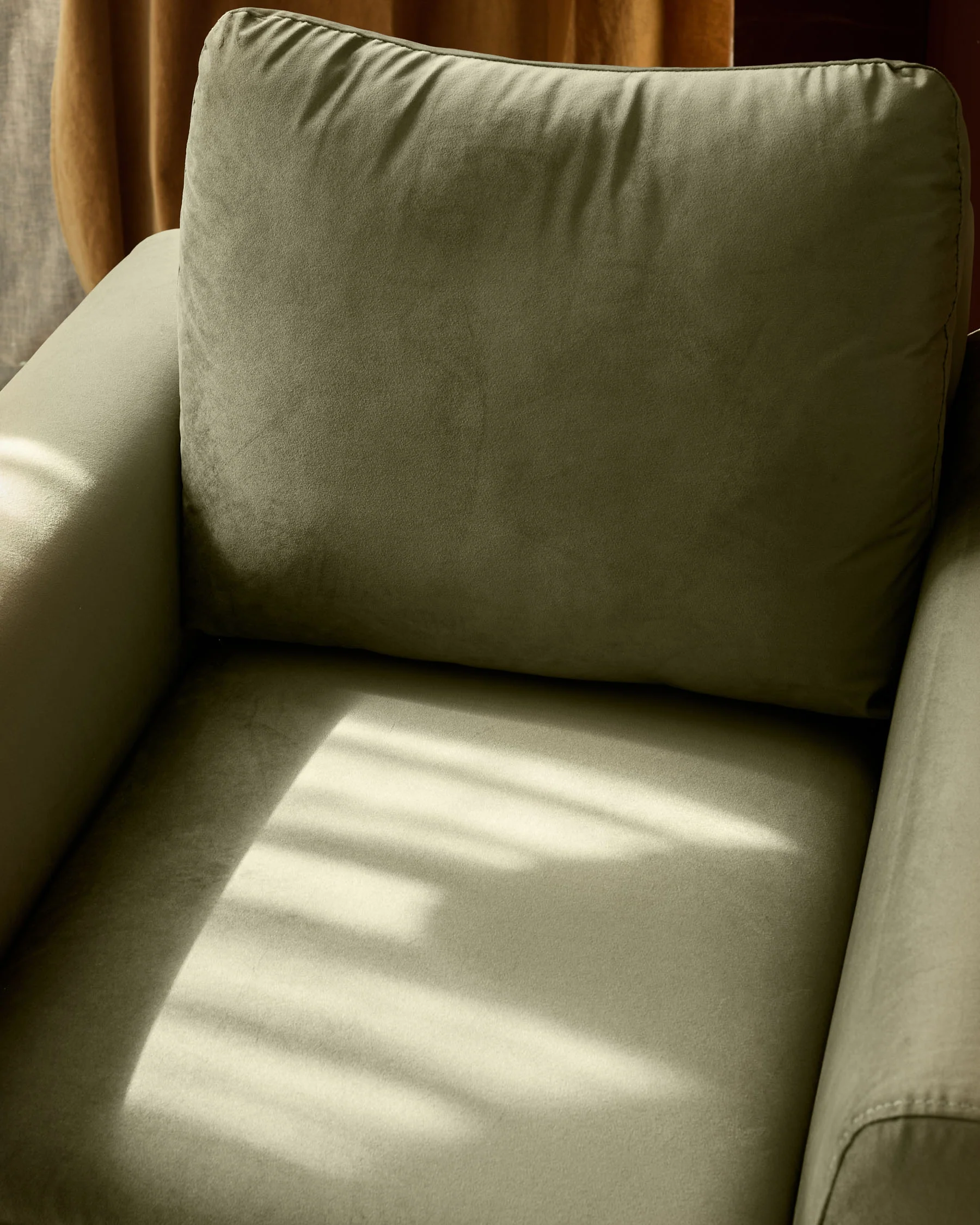 Jacob olive green velvet dark wood armchair - Image 4