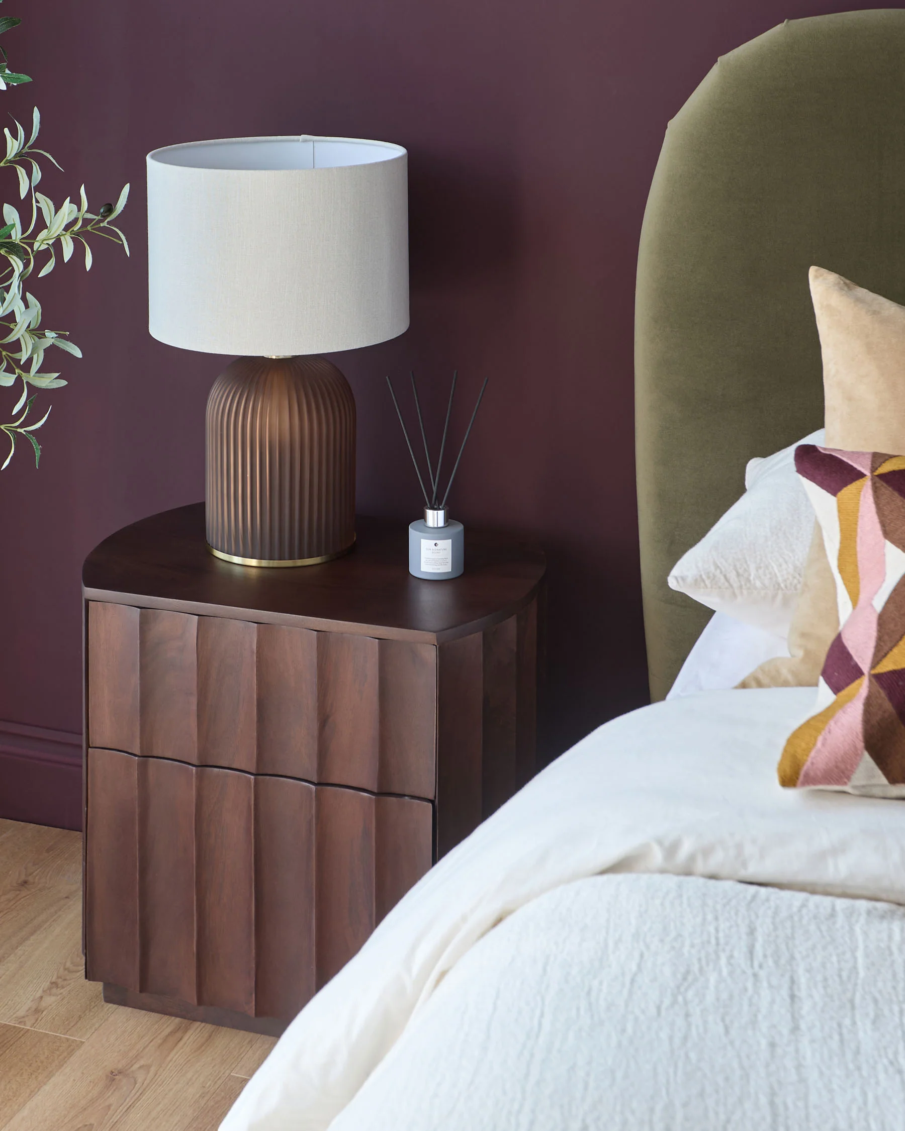 Juniper dark wood bedside table - Image 2