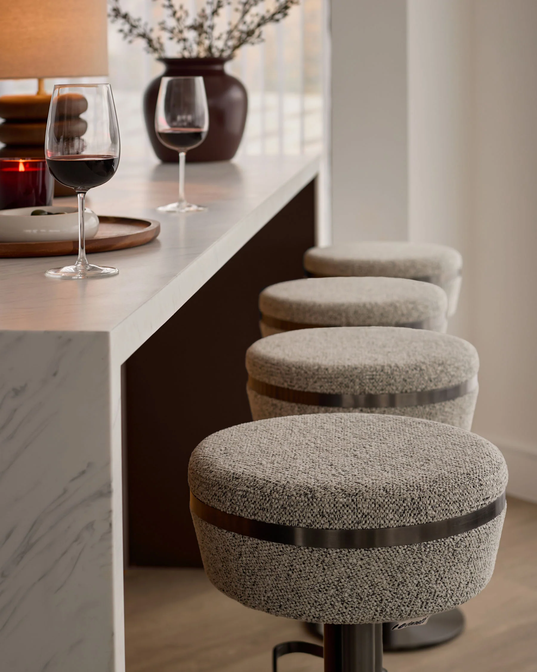 Kian grey fabric gas lift bar stool - Image 6