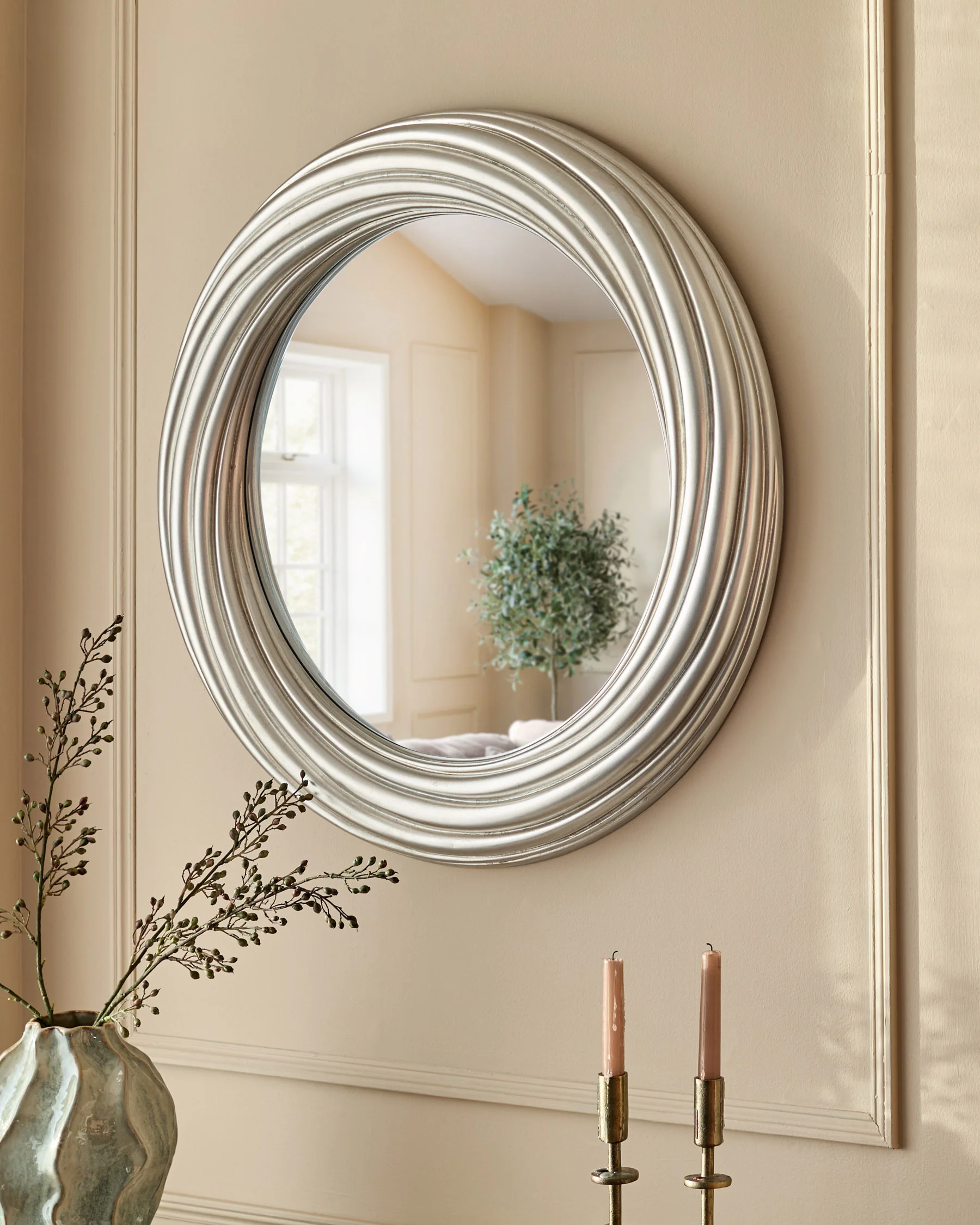 Kyla silver round mirror