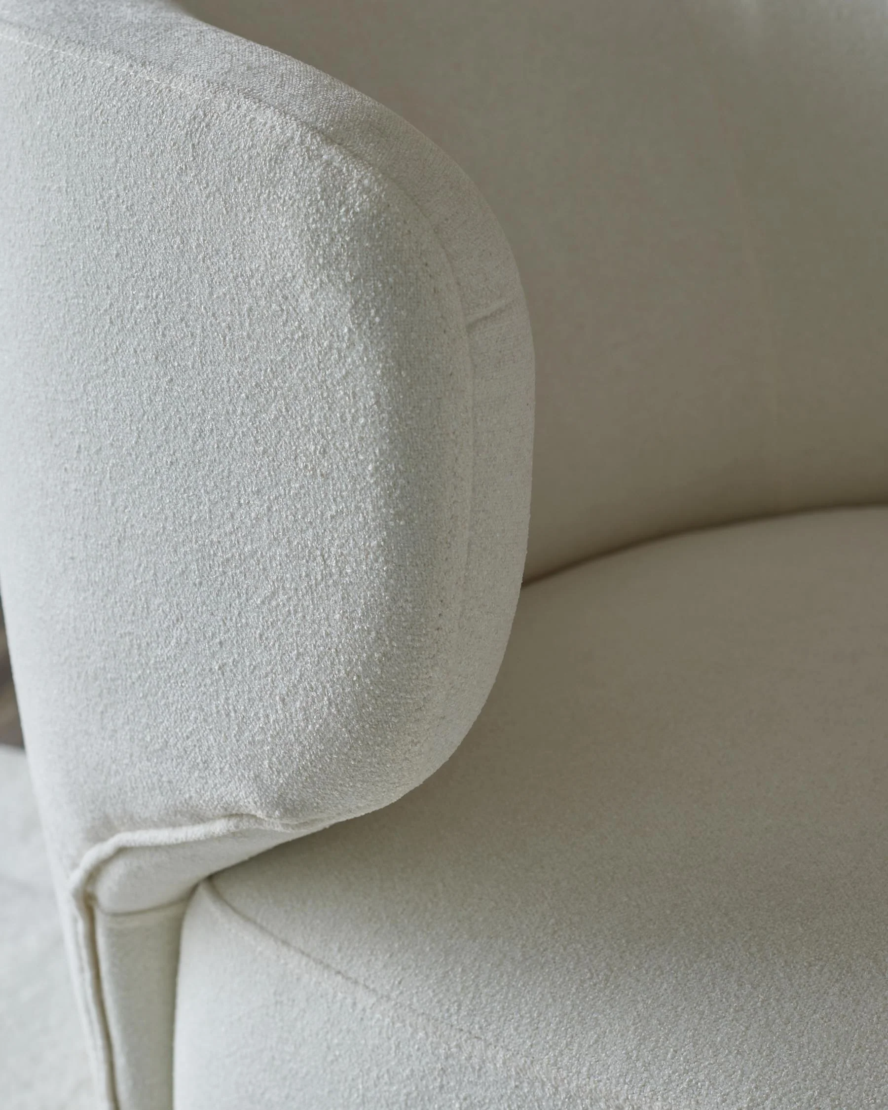 Landon ivory boucle swivel accent chair - Image 3
