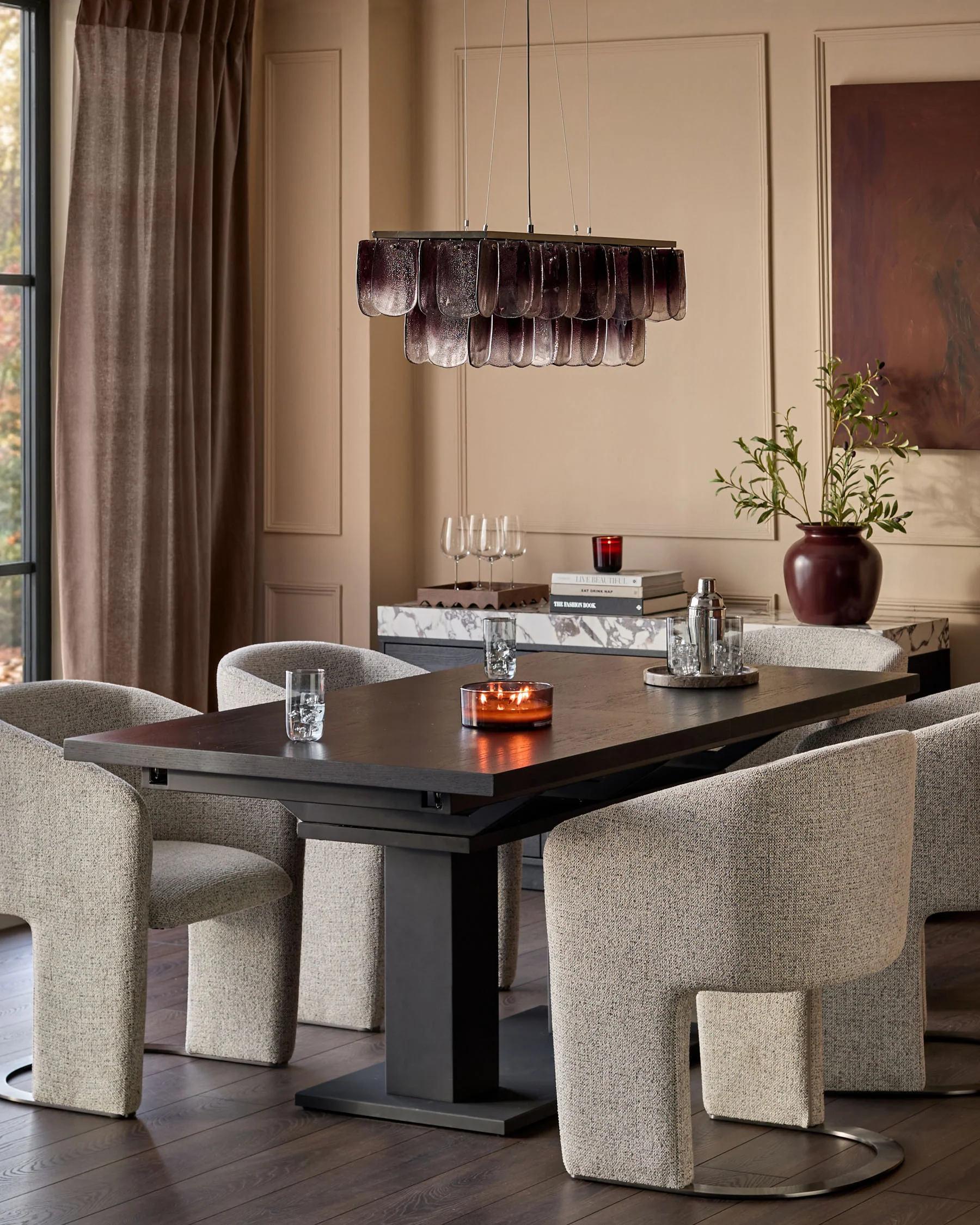 Leighton grey fabric black steel cantilever dining chair - Image 4