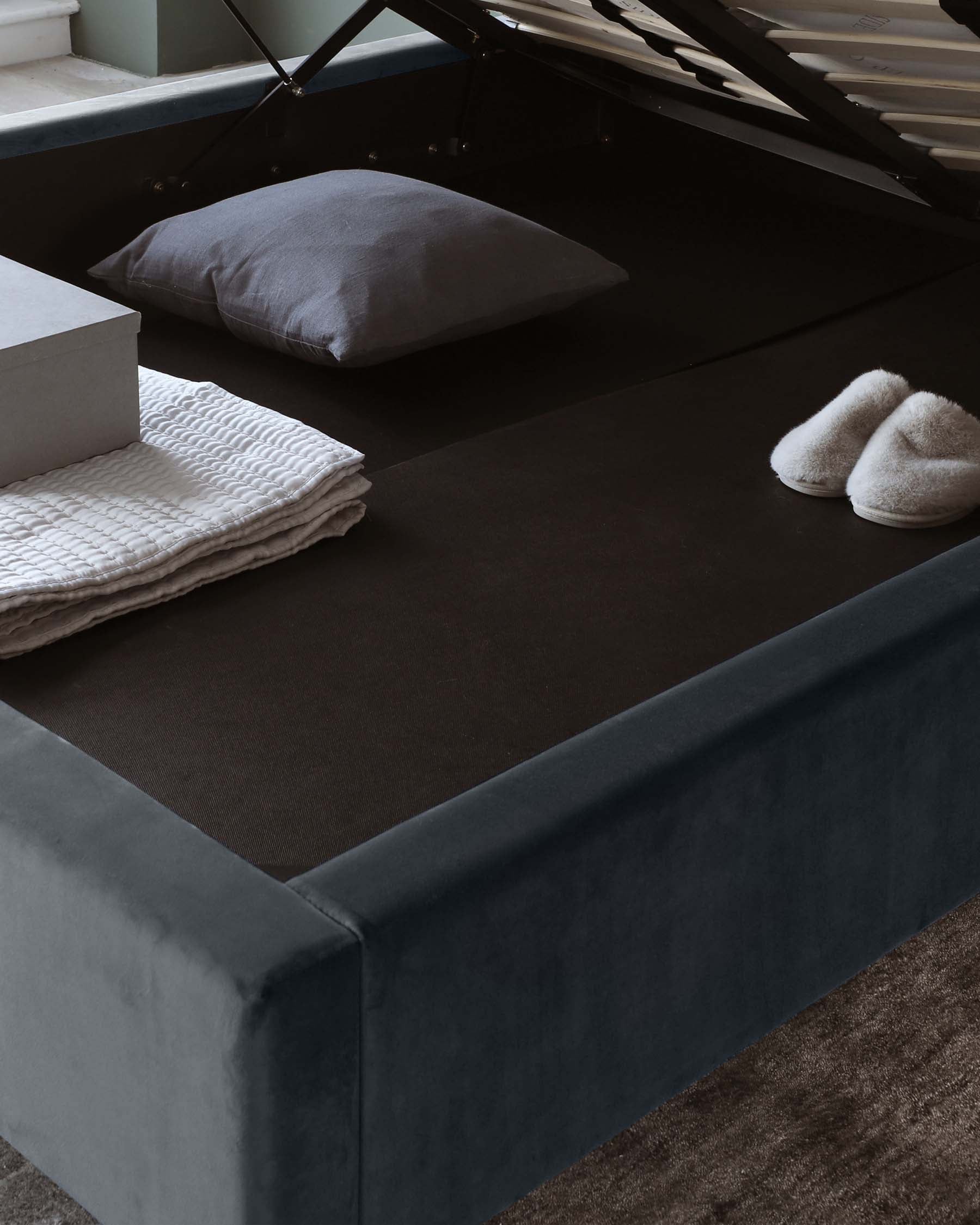 Leona Dark Grey Velvet King Size Ottoman Storage Bed - Image 4