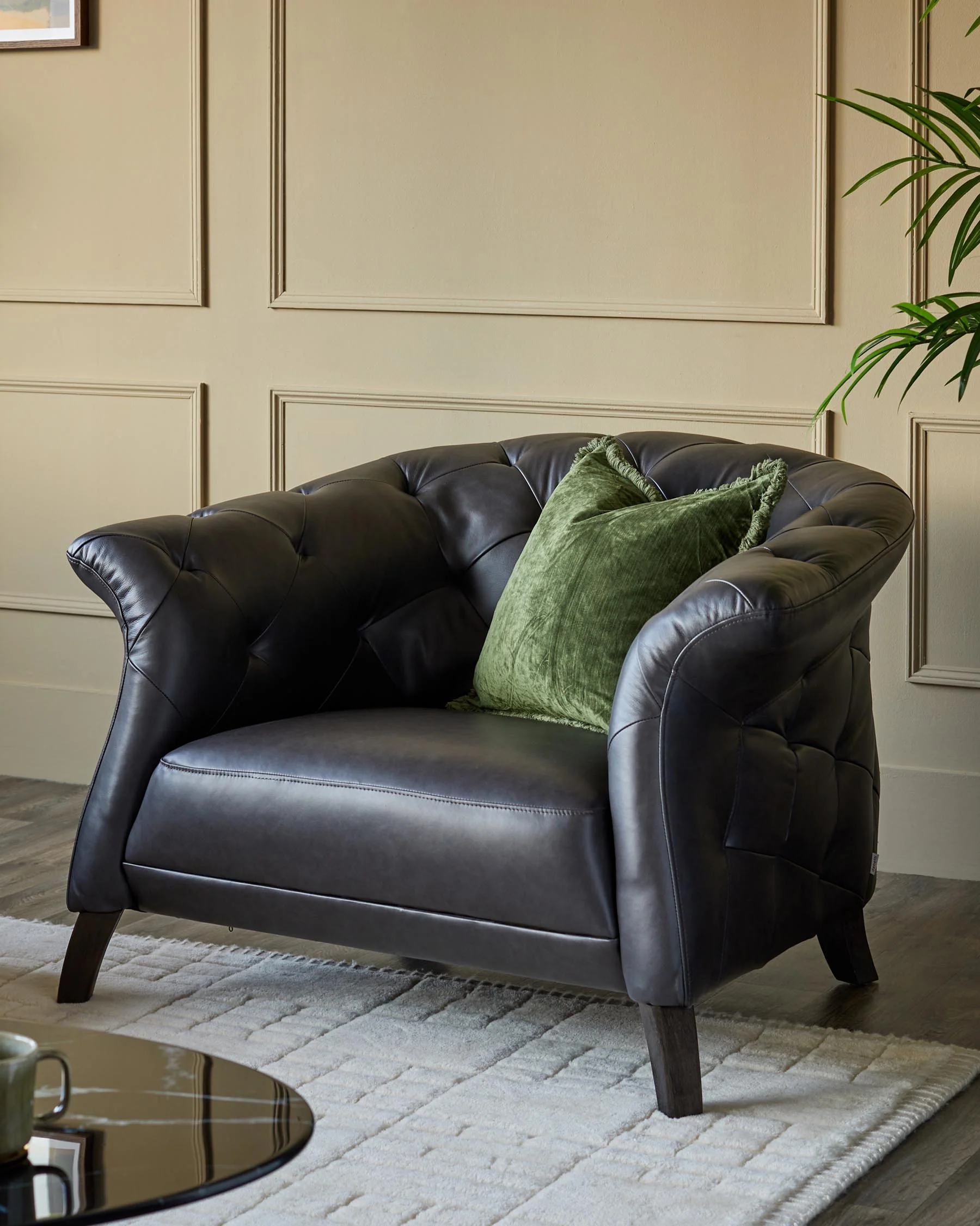 Luxe black leather armchair - Image 2