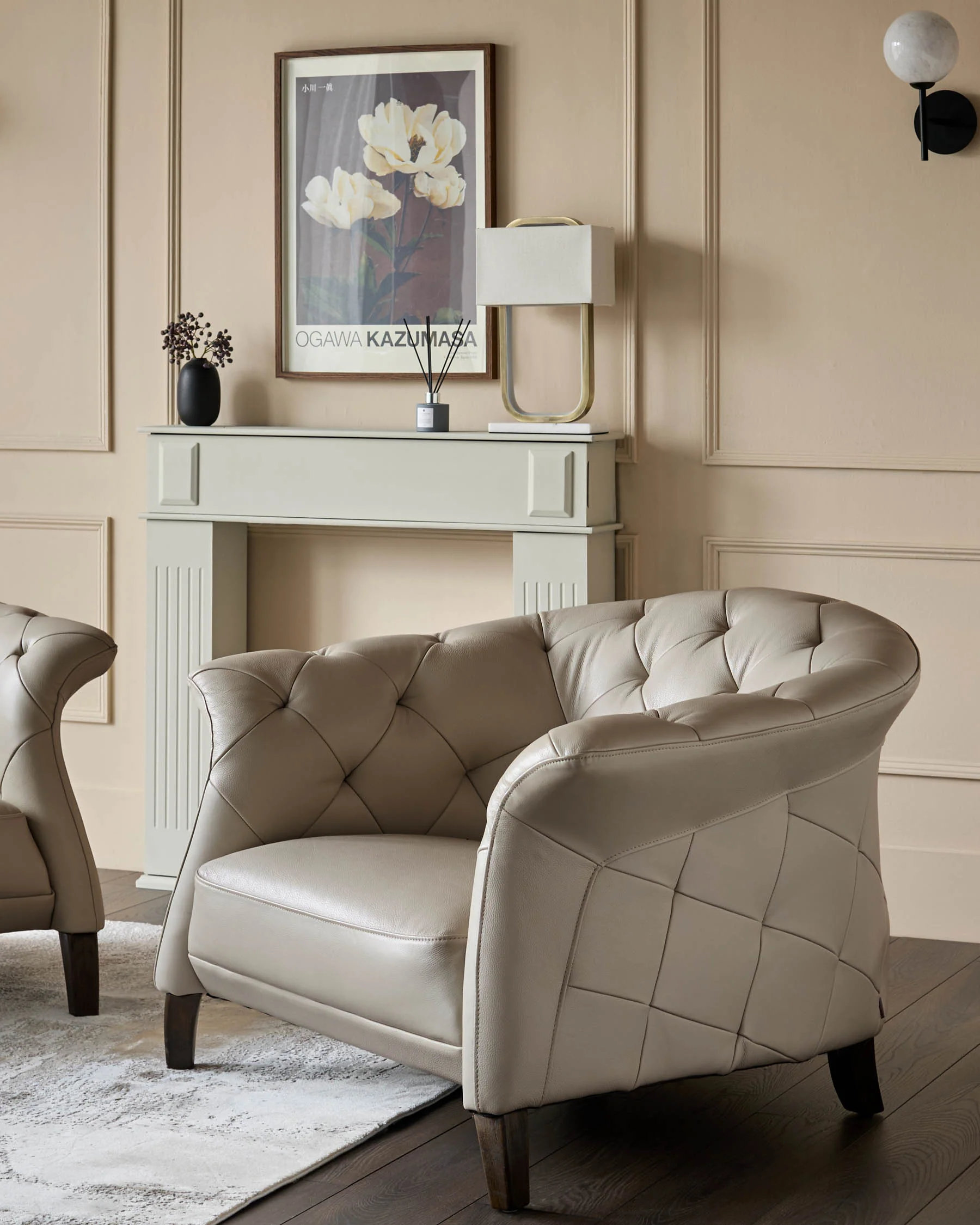 Luxe natural leather armchair - Image 3