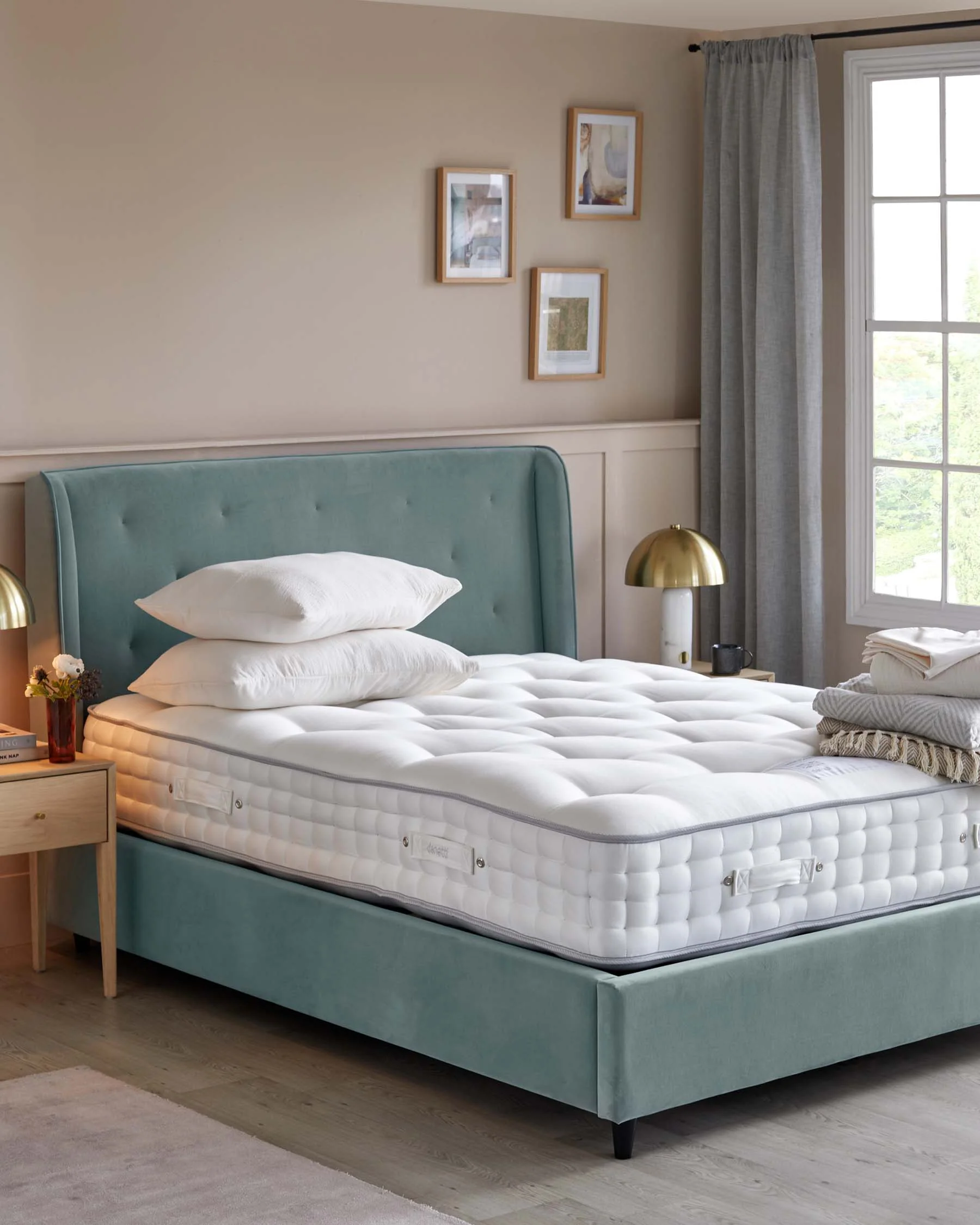 Luxury Comfort 9,000 Pocket Spring Medium Double Mattress - Image 2