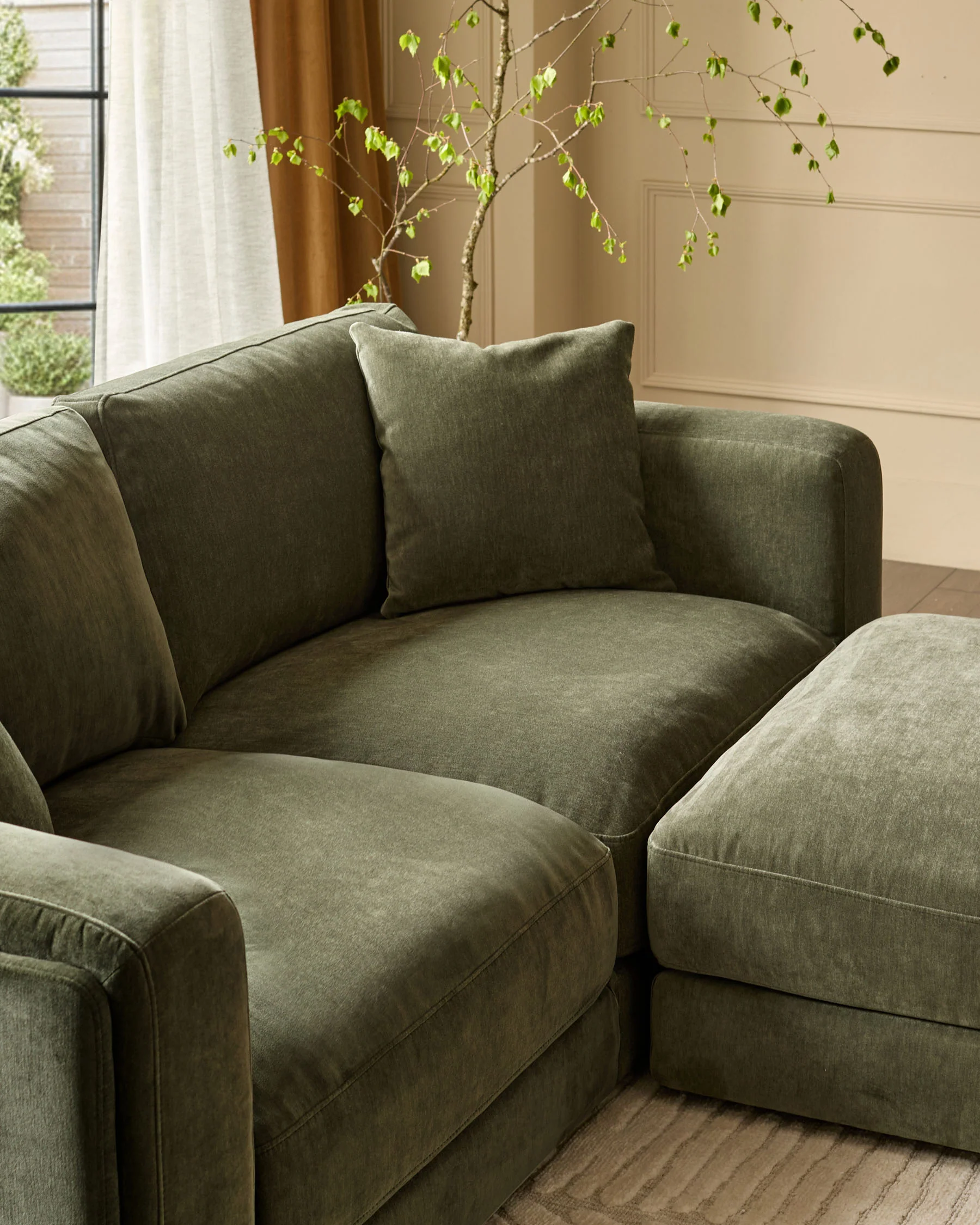 Lynetta dark green chenille 3 seater sofa with footstool - Image 4