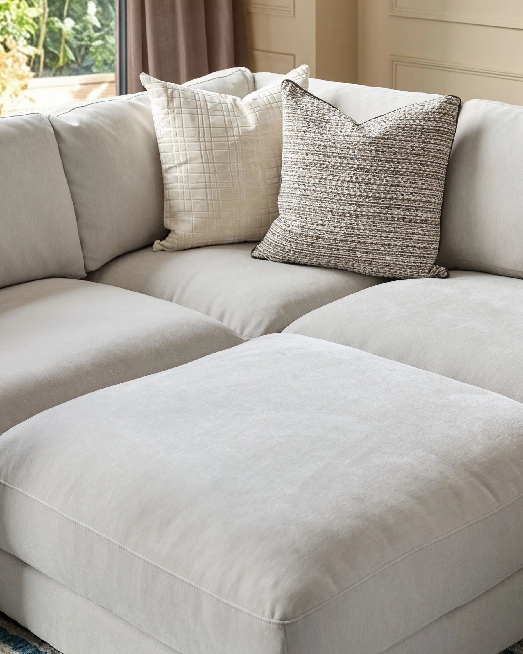Lynetta natural grey chenille small corner sofa with footstool - Image 5