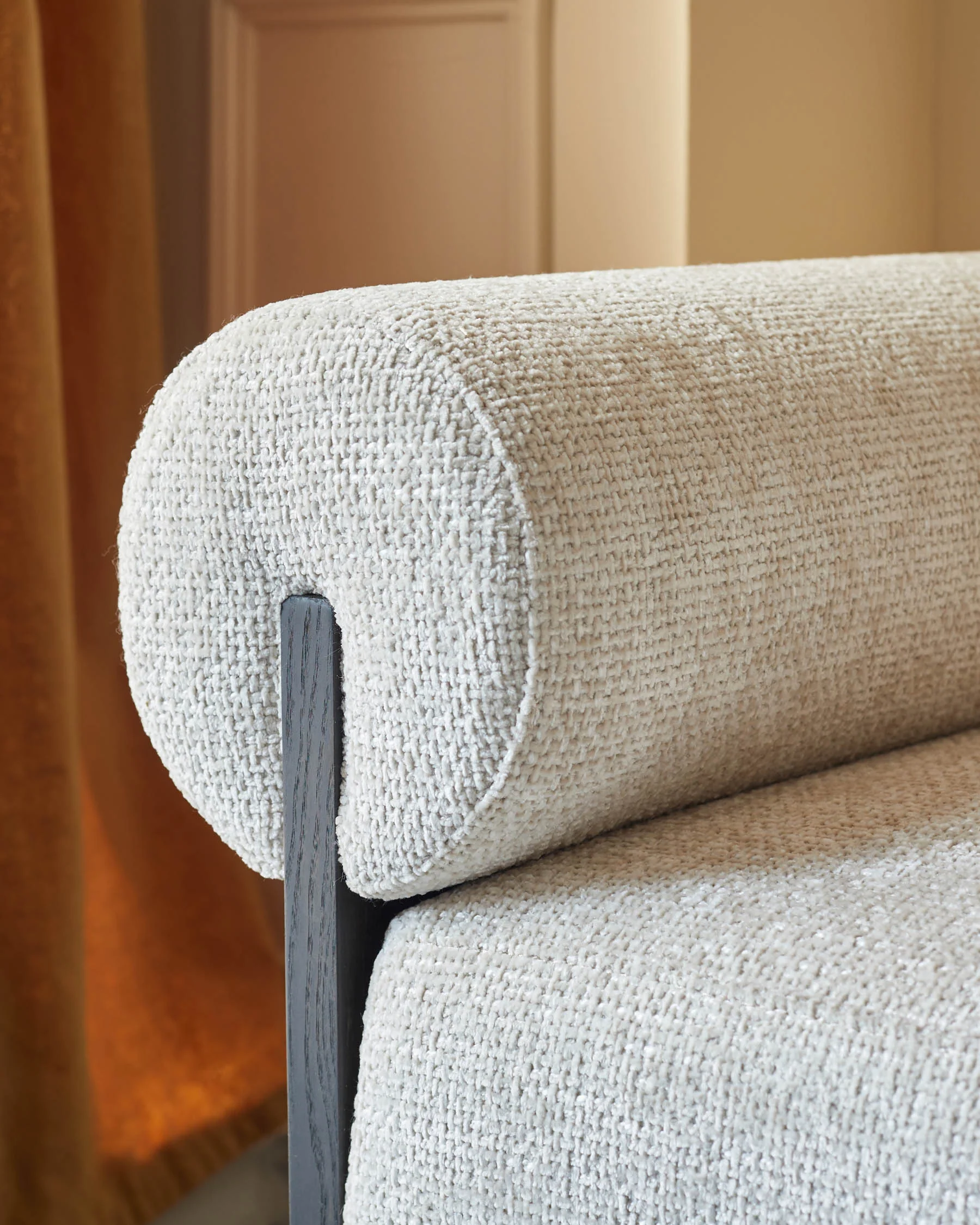 Maeve natural fabric day bed bench - Image 5