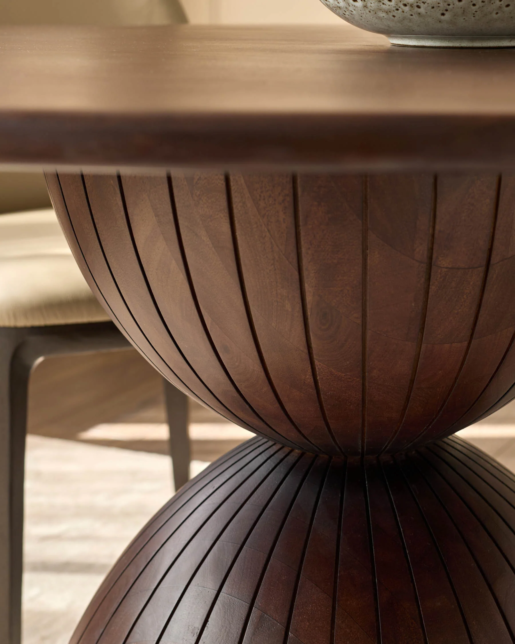 Malin dark wood 4 seater dining table - Image 3