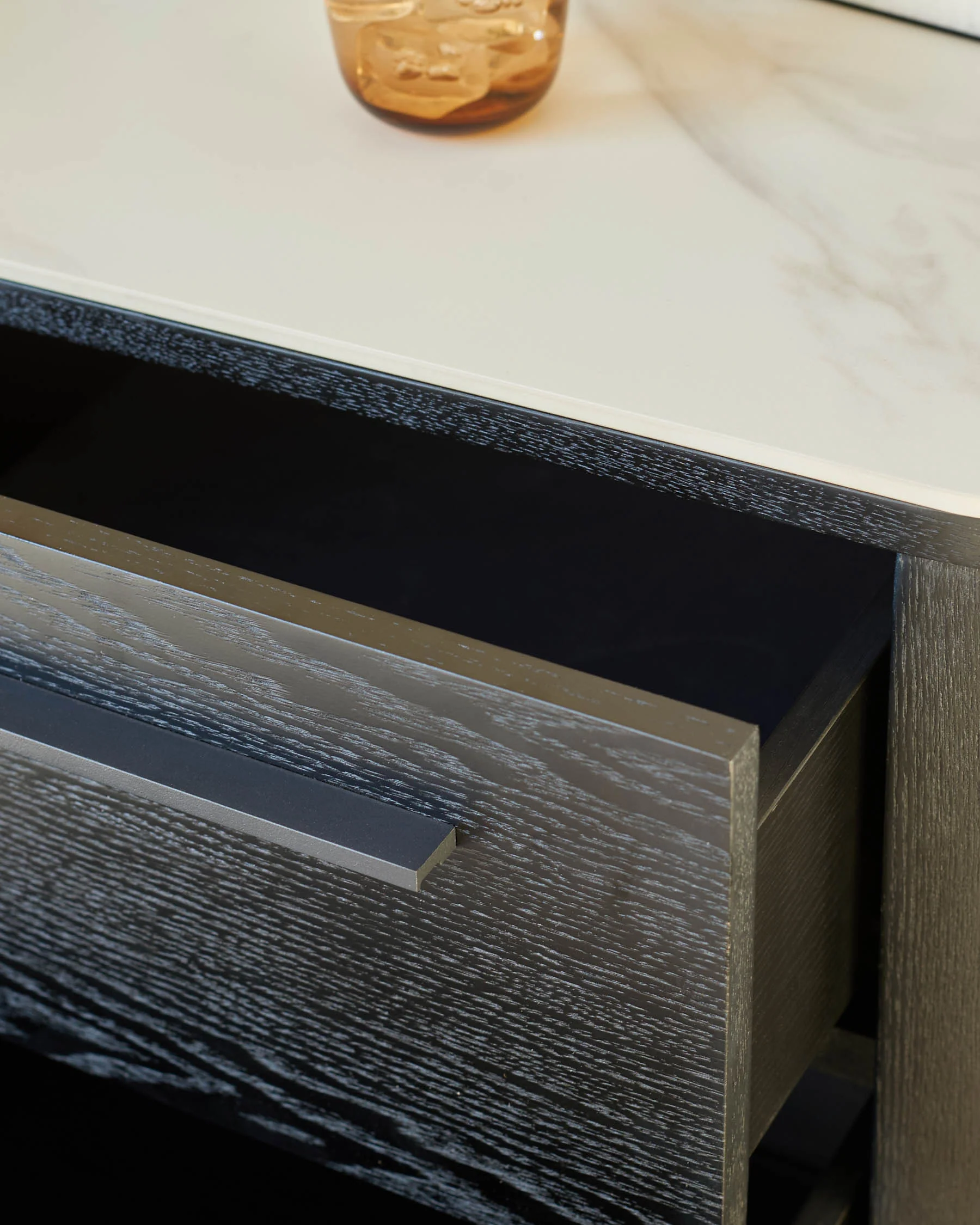 Manhattan white ceramic 2 drawer bedside table - Image 6