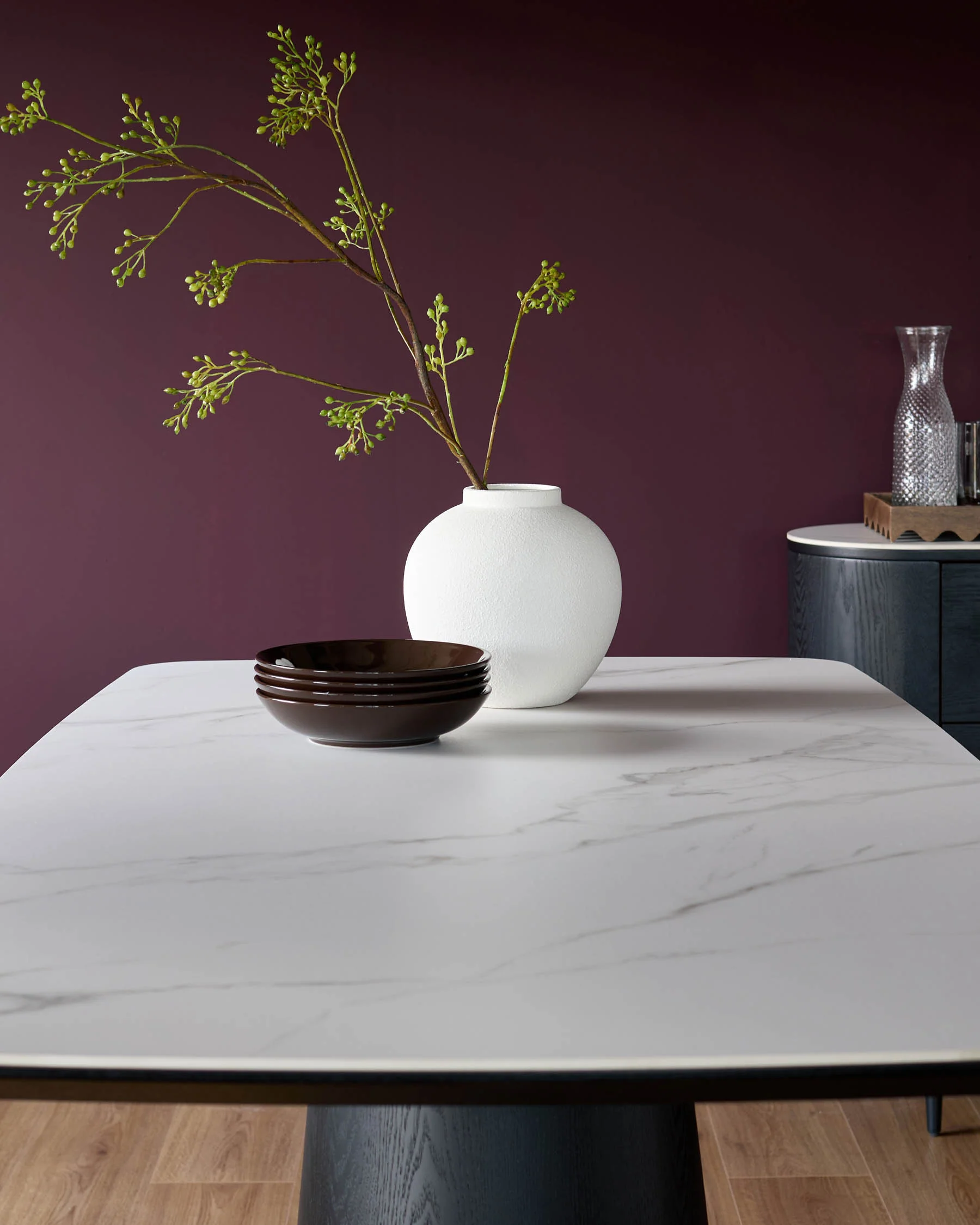 Manhattan white ceramic 8 seater dining table - Image 6