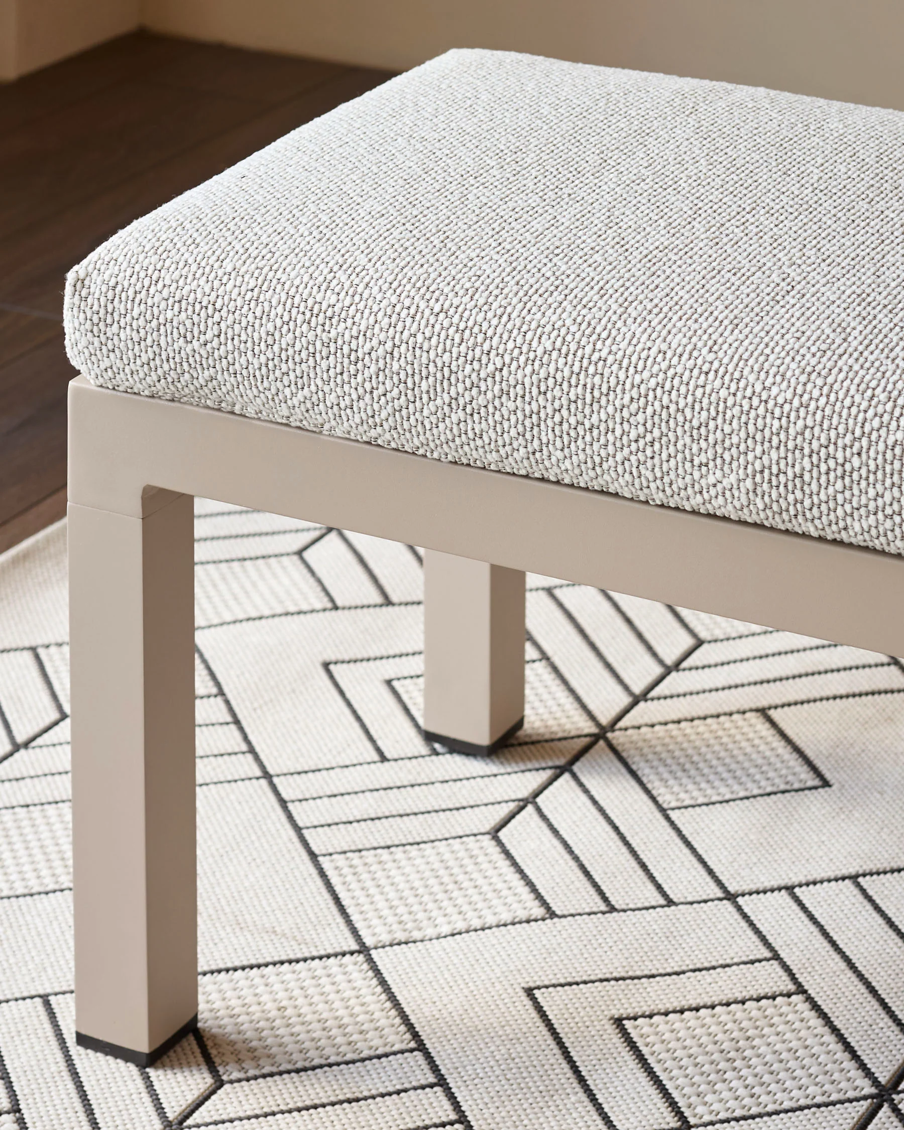Minori natural garden 3 seater bench without backrest - Image 5