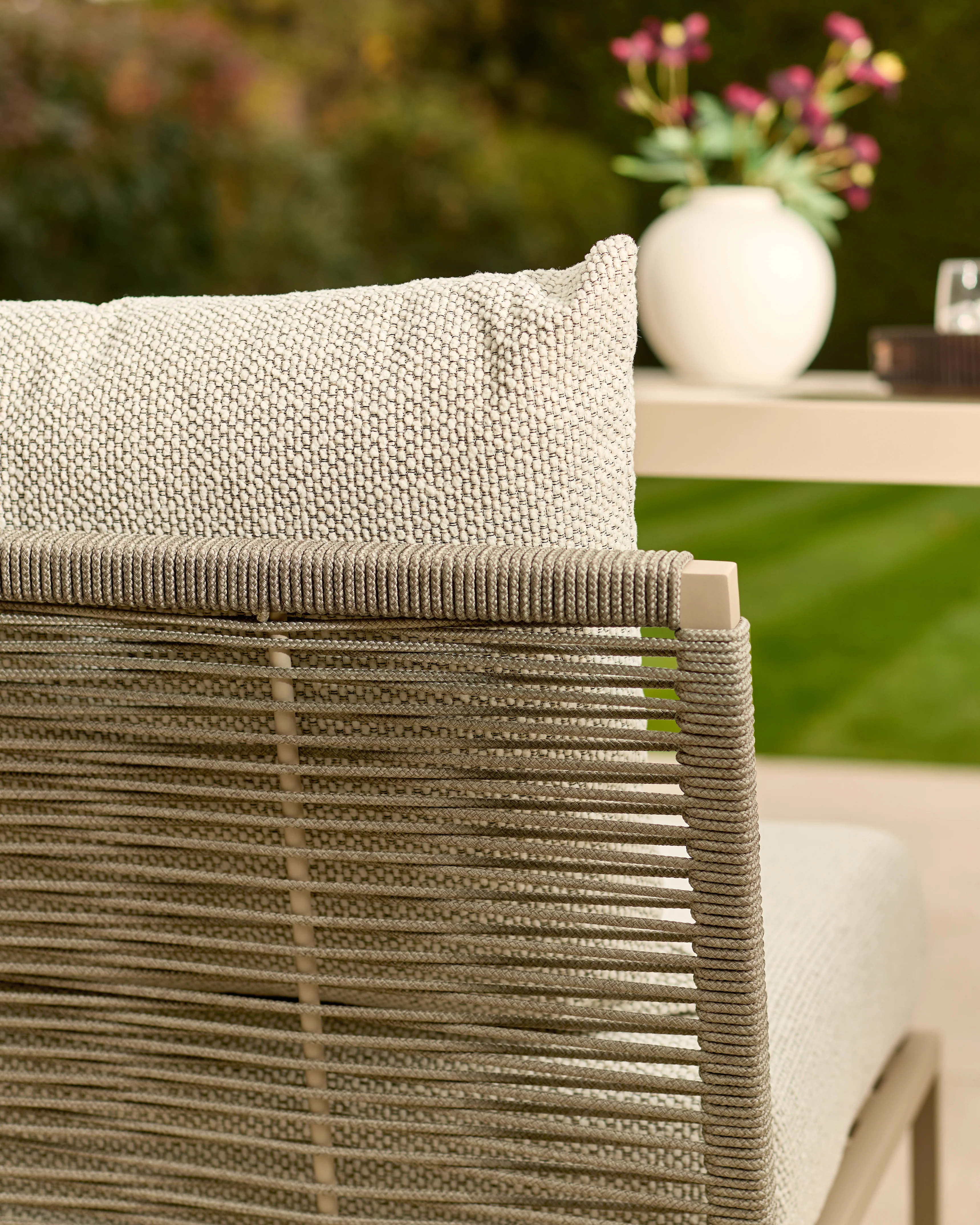 Minori natural garden large corner bench - Image 5