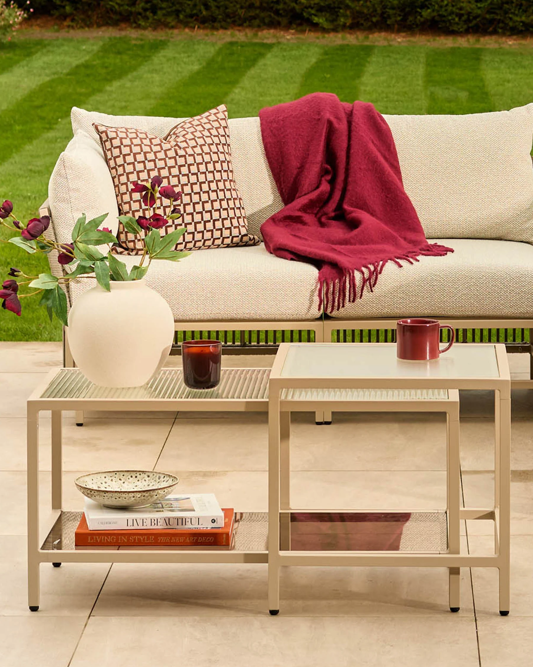 Minori natural garden nest of coffee tables - Image 2