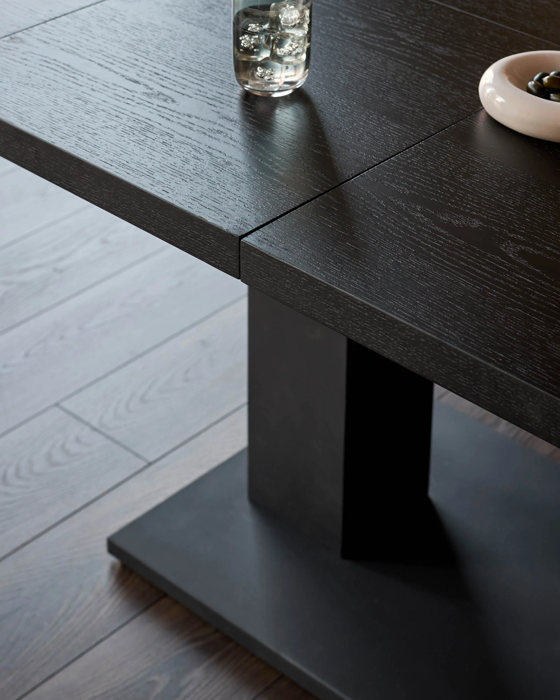 Morgan dark wood extending 8 - 10 seater dining table - Image 5