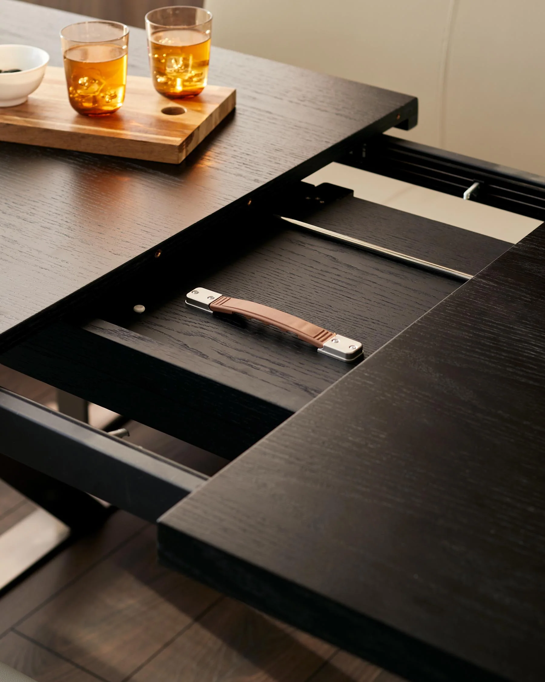 Nala black wood extending 6 to 8 seater dining table - Image 6