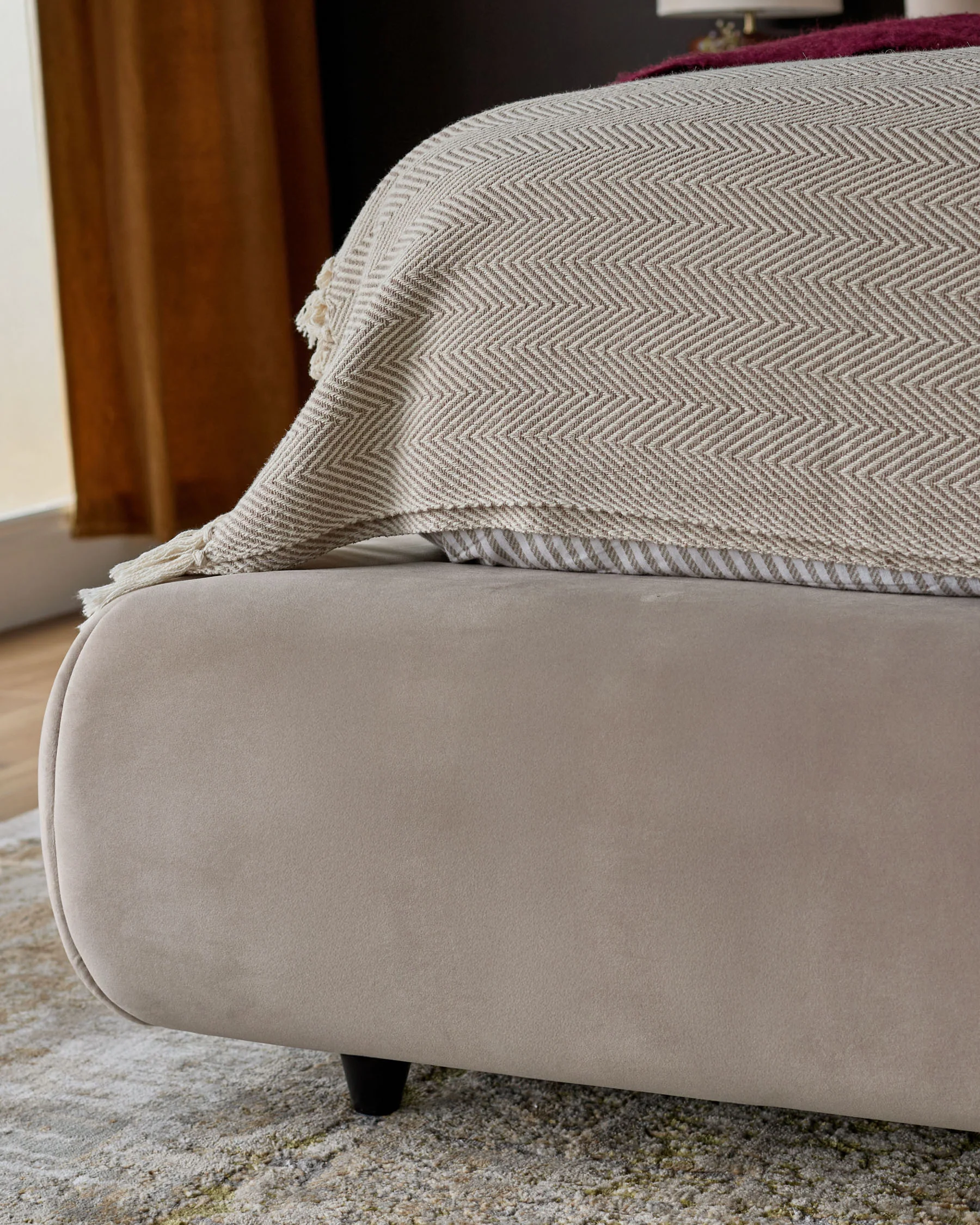 Naomi champagne velvet and natural chenille fabric king size ottoman storage bed - Image 10