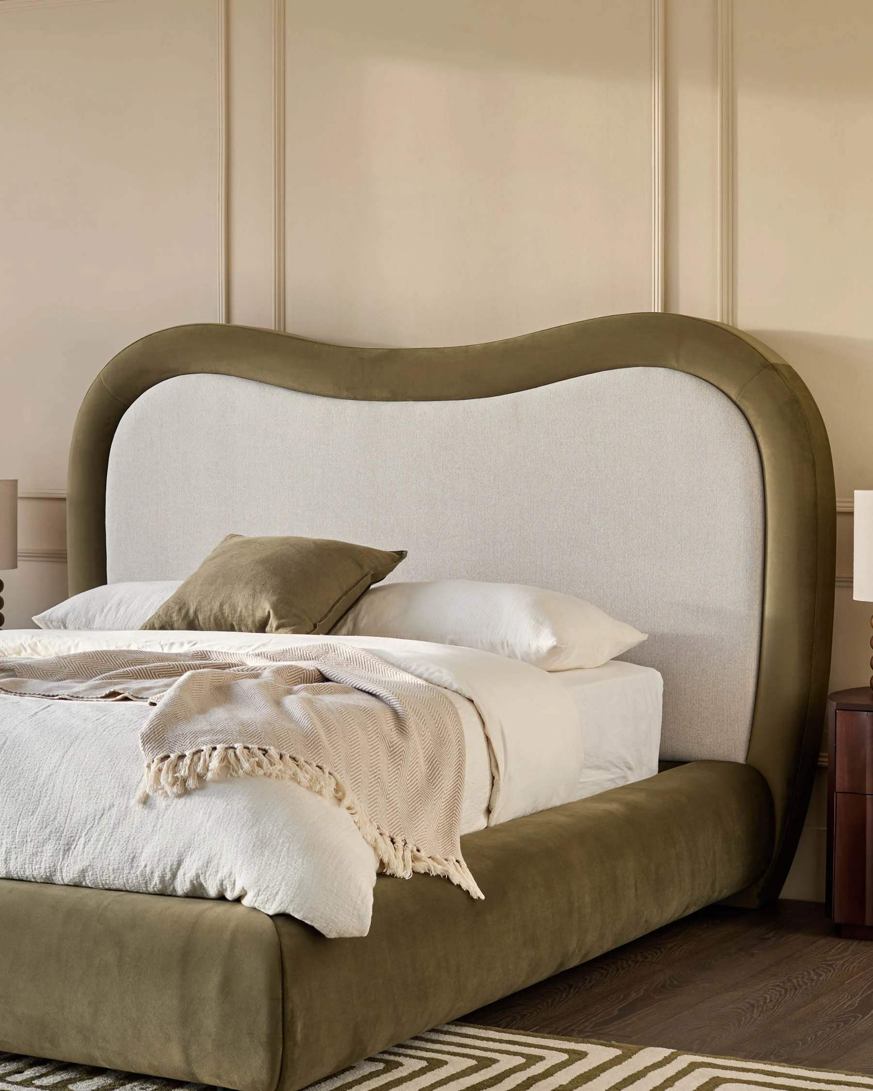 Naomi olive green velvet and natural dual tone fabric king size ottoman storage bed - Image 13