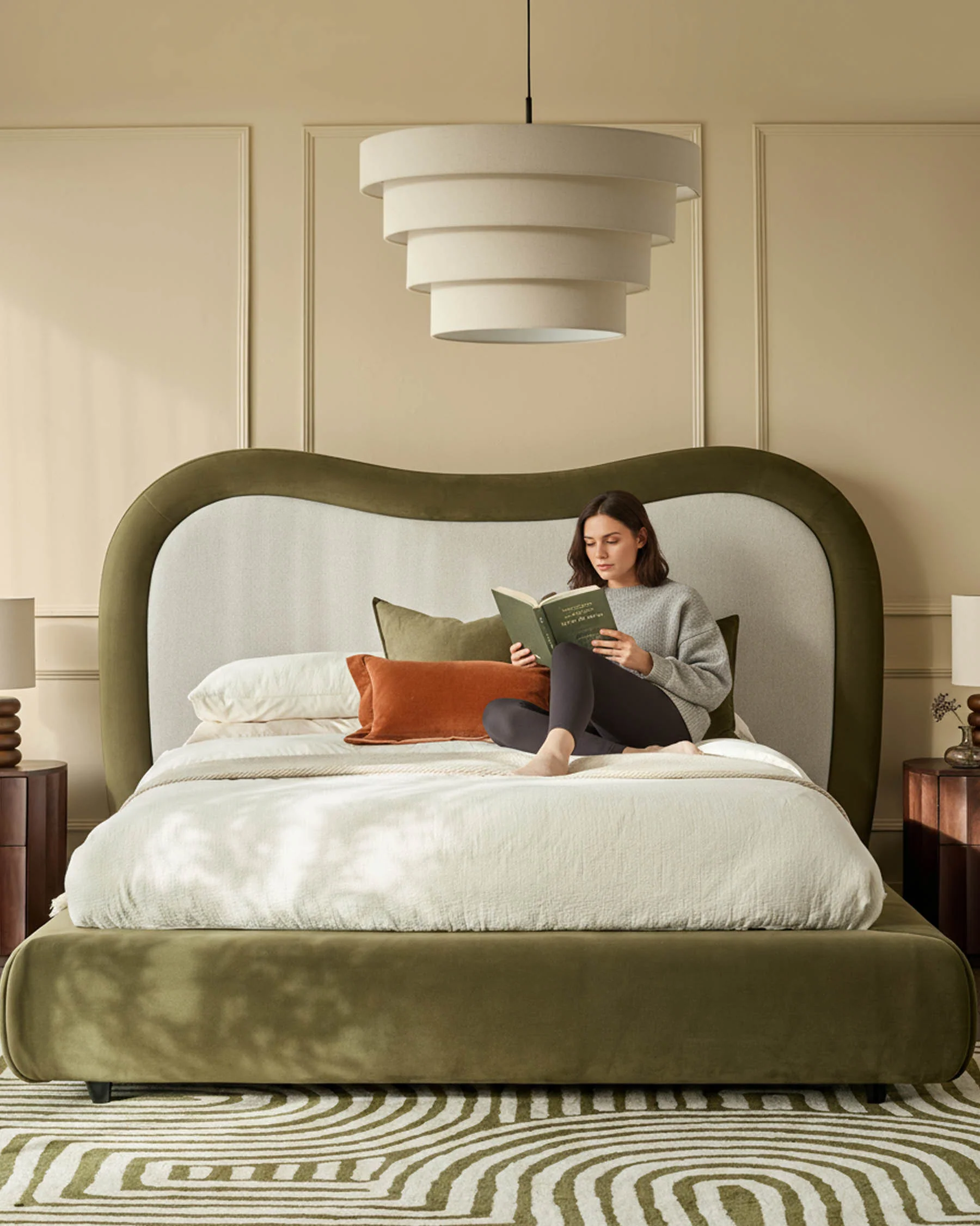 Naomi olive green velvet and natural dual tone fabric king size ottoman storage bed - Image 5