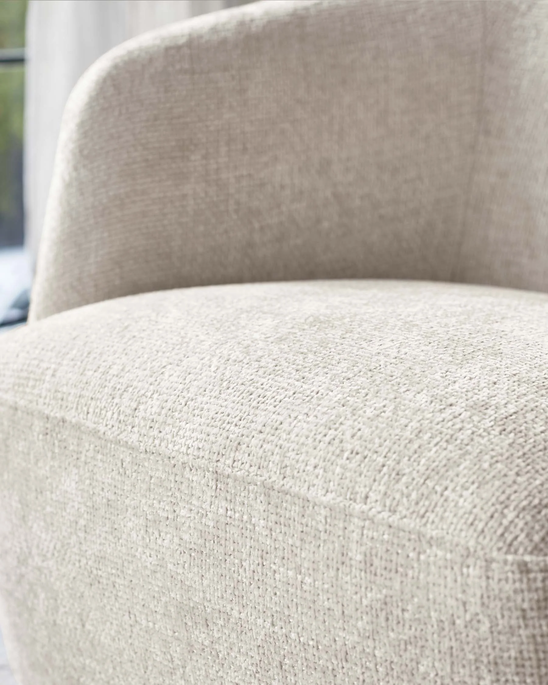 Natalia natural chunky weave swivel accent chair - Image 5