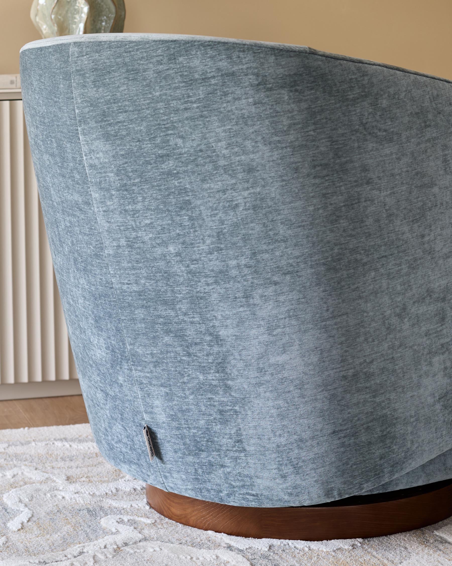 Natalia blue grey chenille swivel accent chair - Image 3