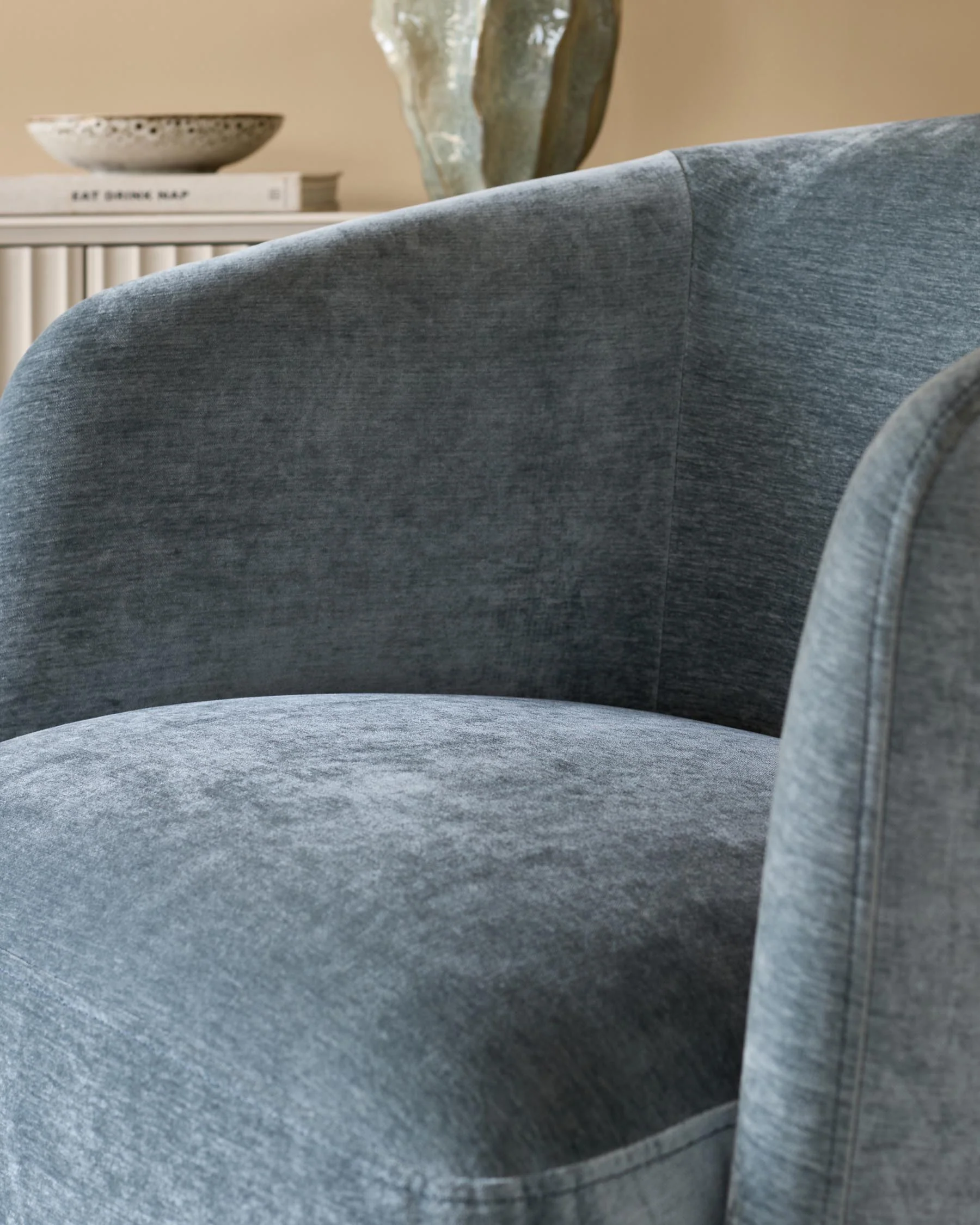 Natalia blue grey chenille swivel accent chair - Image 8