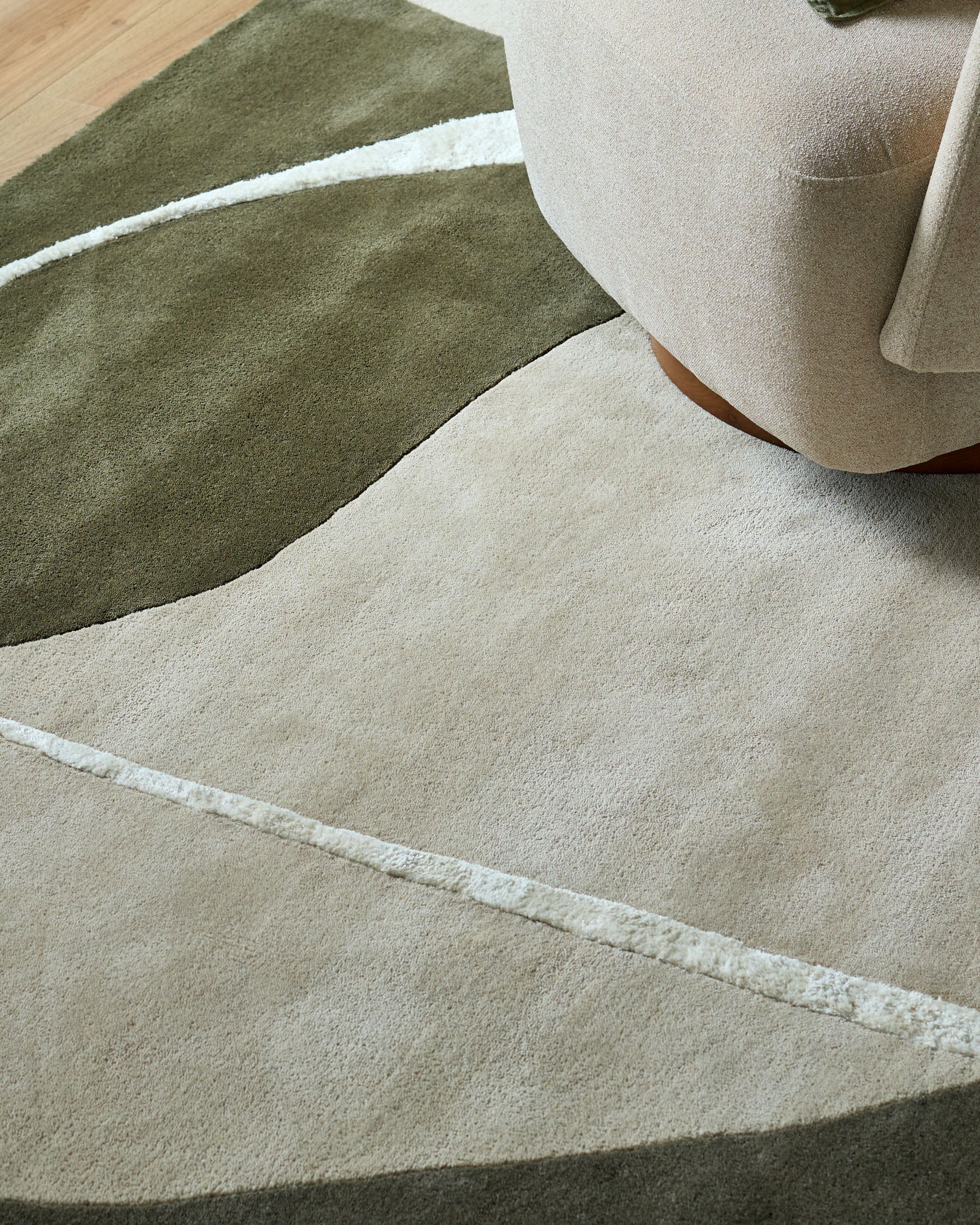 Neo olive and navy textured small wool rug - Image 8