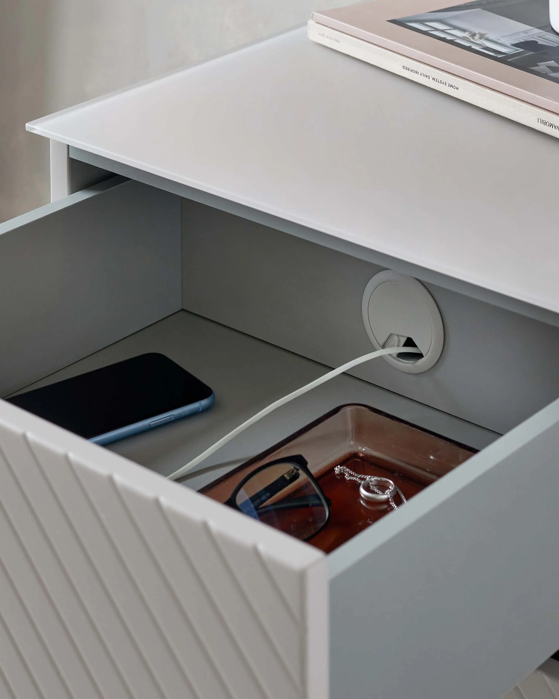 Noah stone 2 drawer bedside table - Image 3