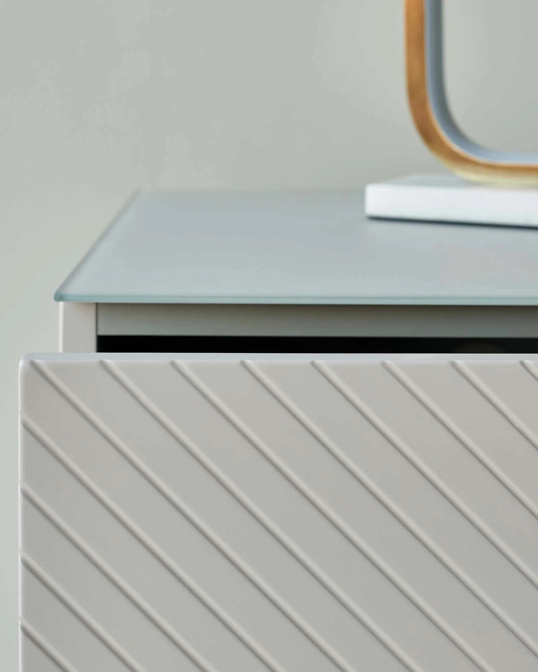 Noah stone 2 drawer bedside table - Image 4
