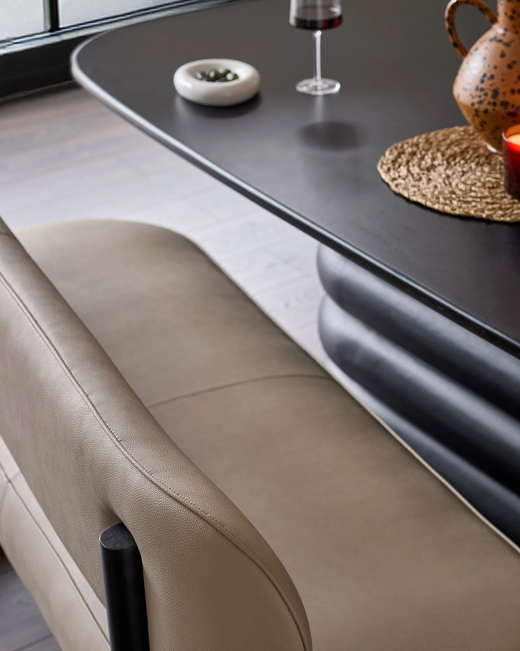 Orlan natural faux leather 3 seater dining bench with backrest - Image 9