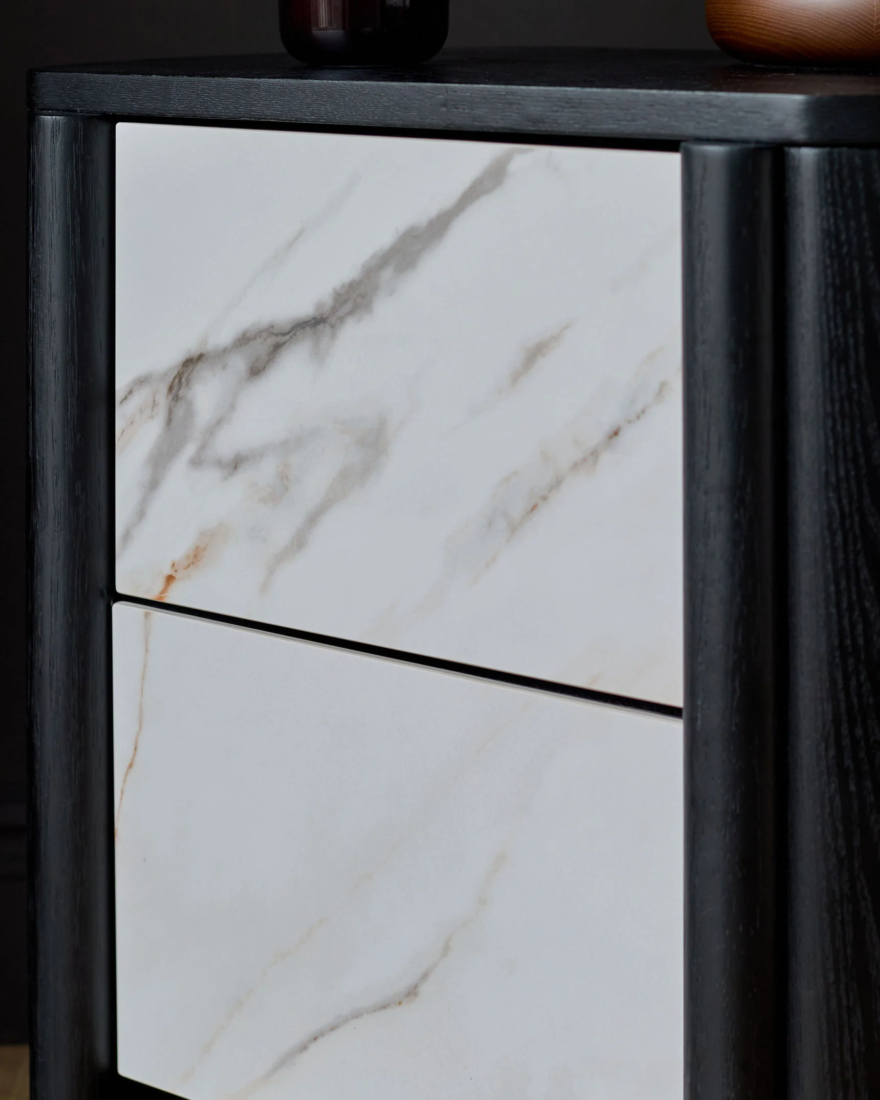 Orlan natural ceramic bedside table - Image 6