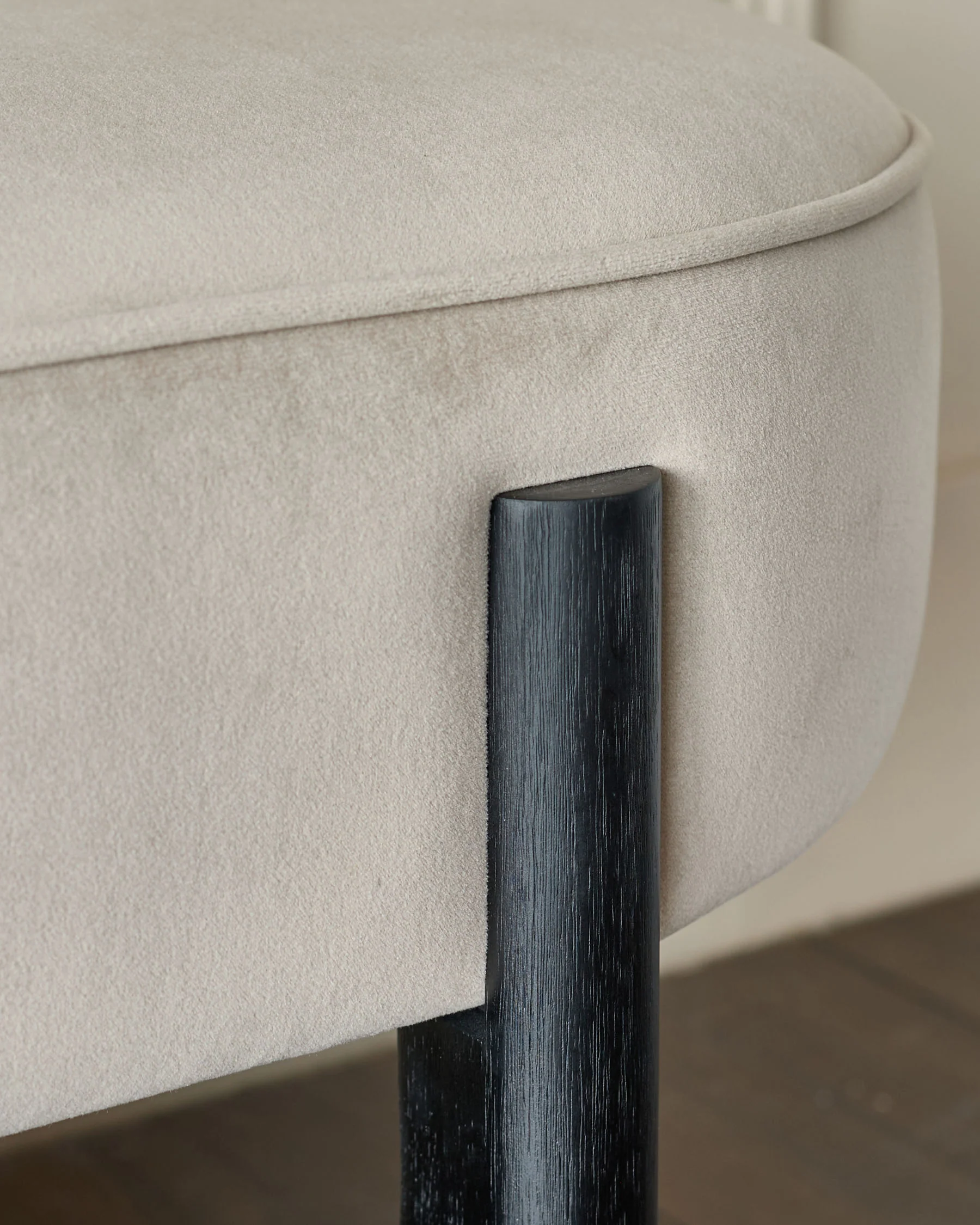 Orlan champagne velvet 3 seater bench without backrest - Image 6