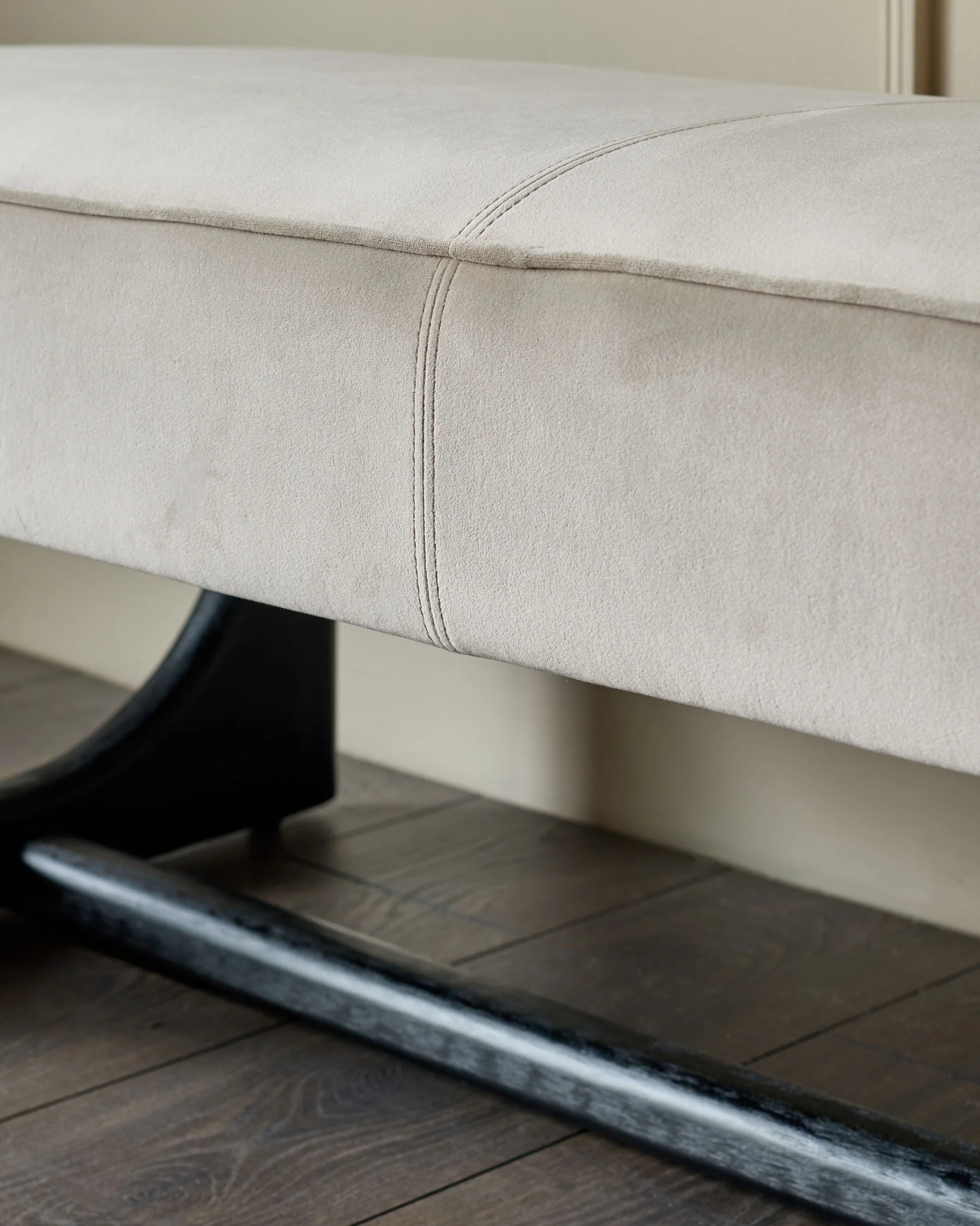 Orlan champagne velvet 3 seater bench without backrest - Image 8