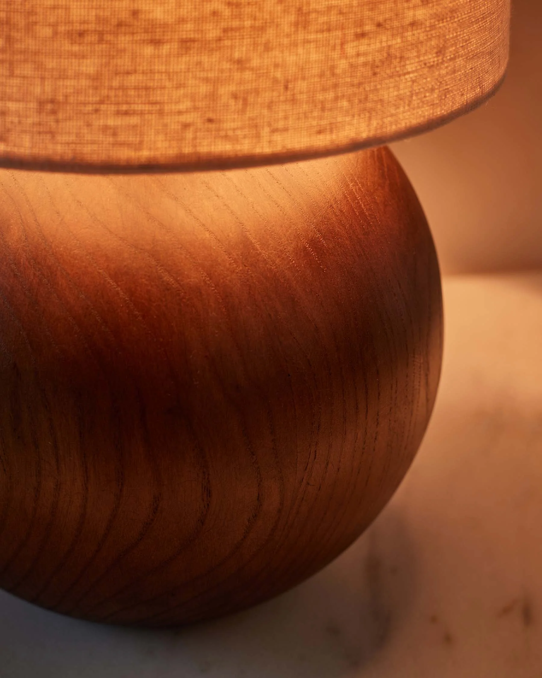 Orlan natural linen and dark wood table lamp - Image 10