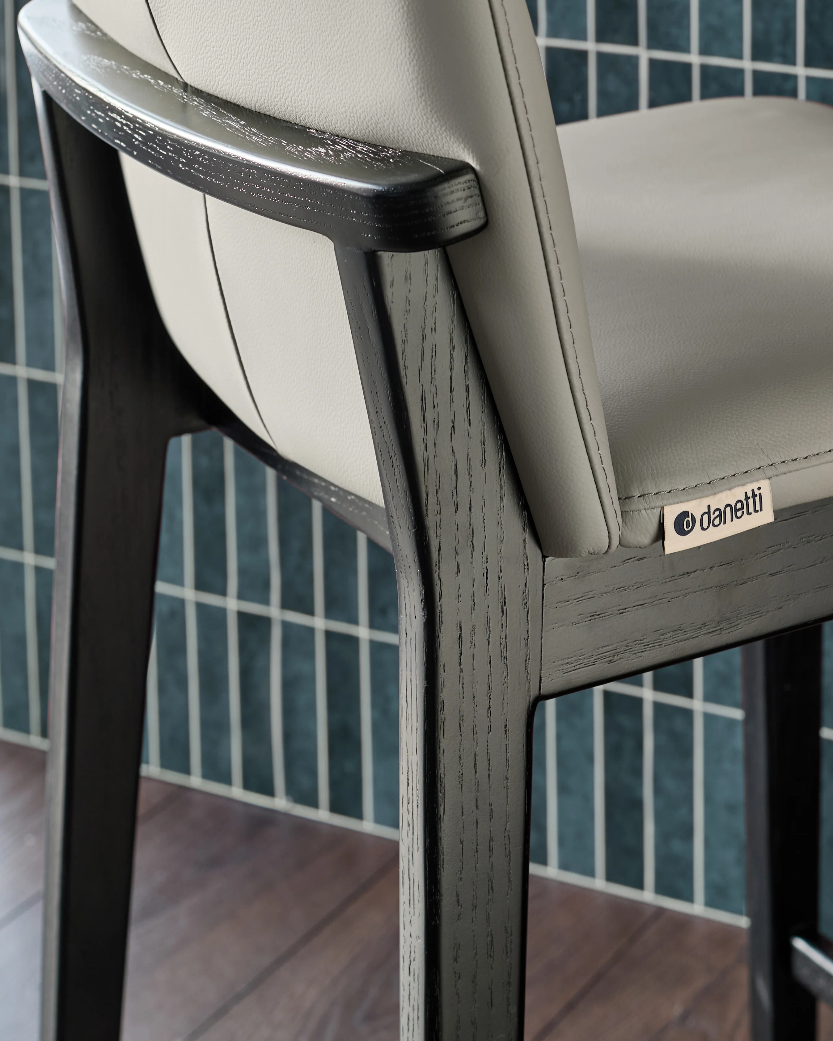 Otis light grey leather bar stool - Image 7