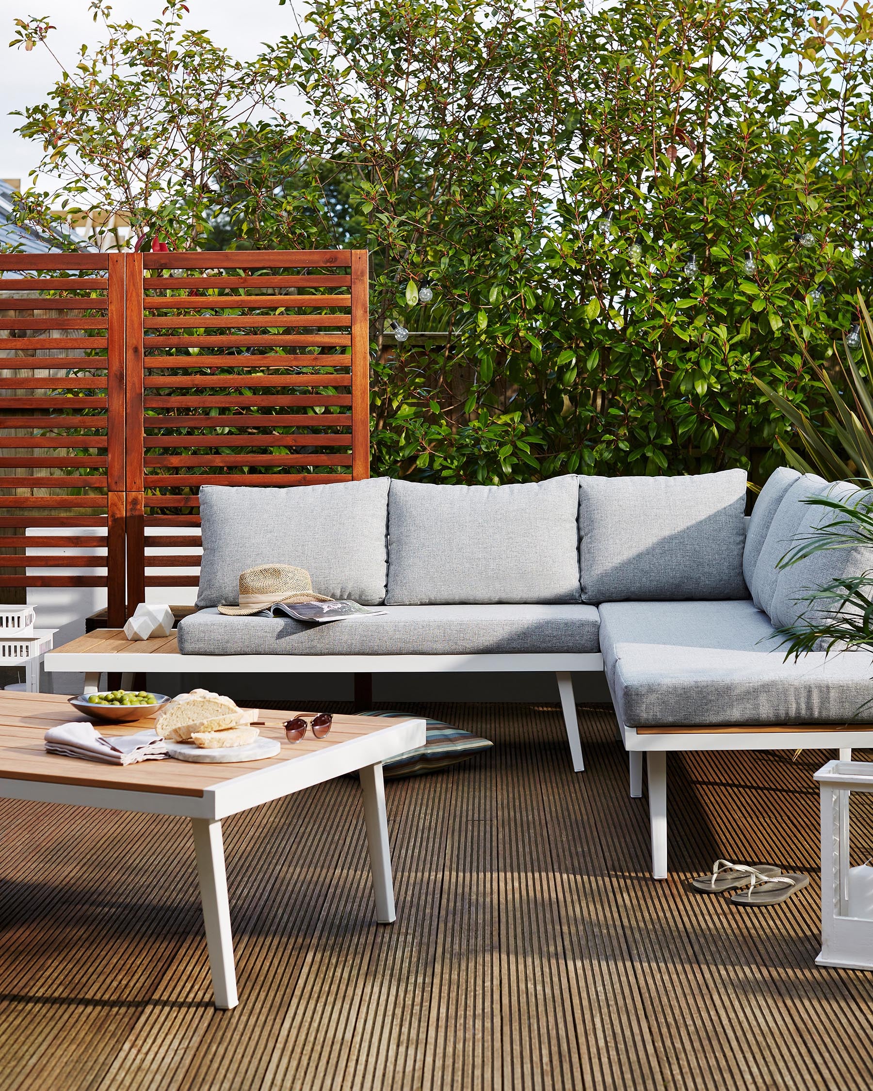 Palermo White And Oak Garden Coffee Table - Image 4
