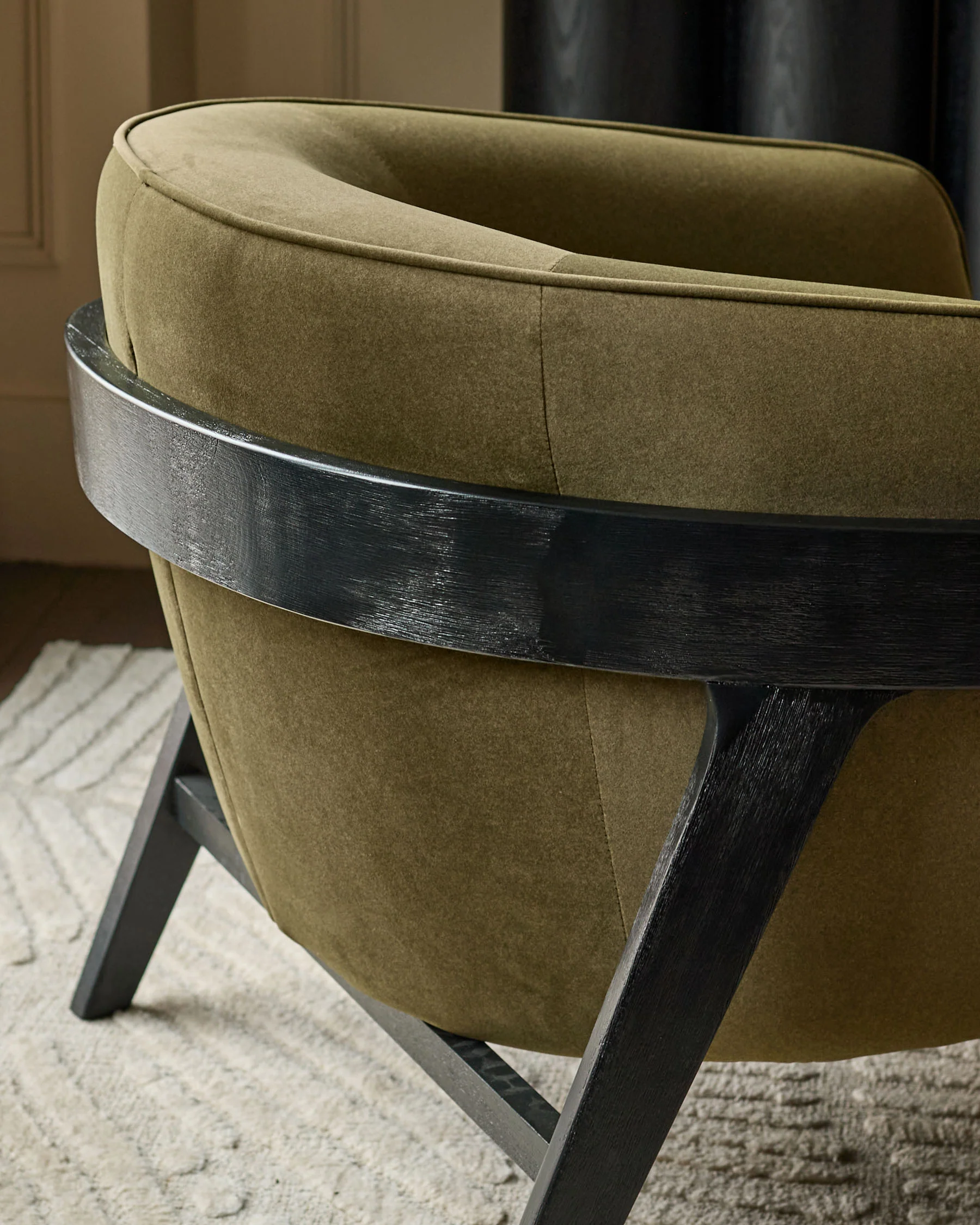 Palmer pistachio green plush fabric occasional chair - Image 5