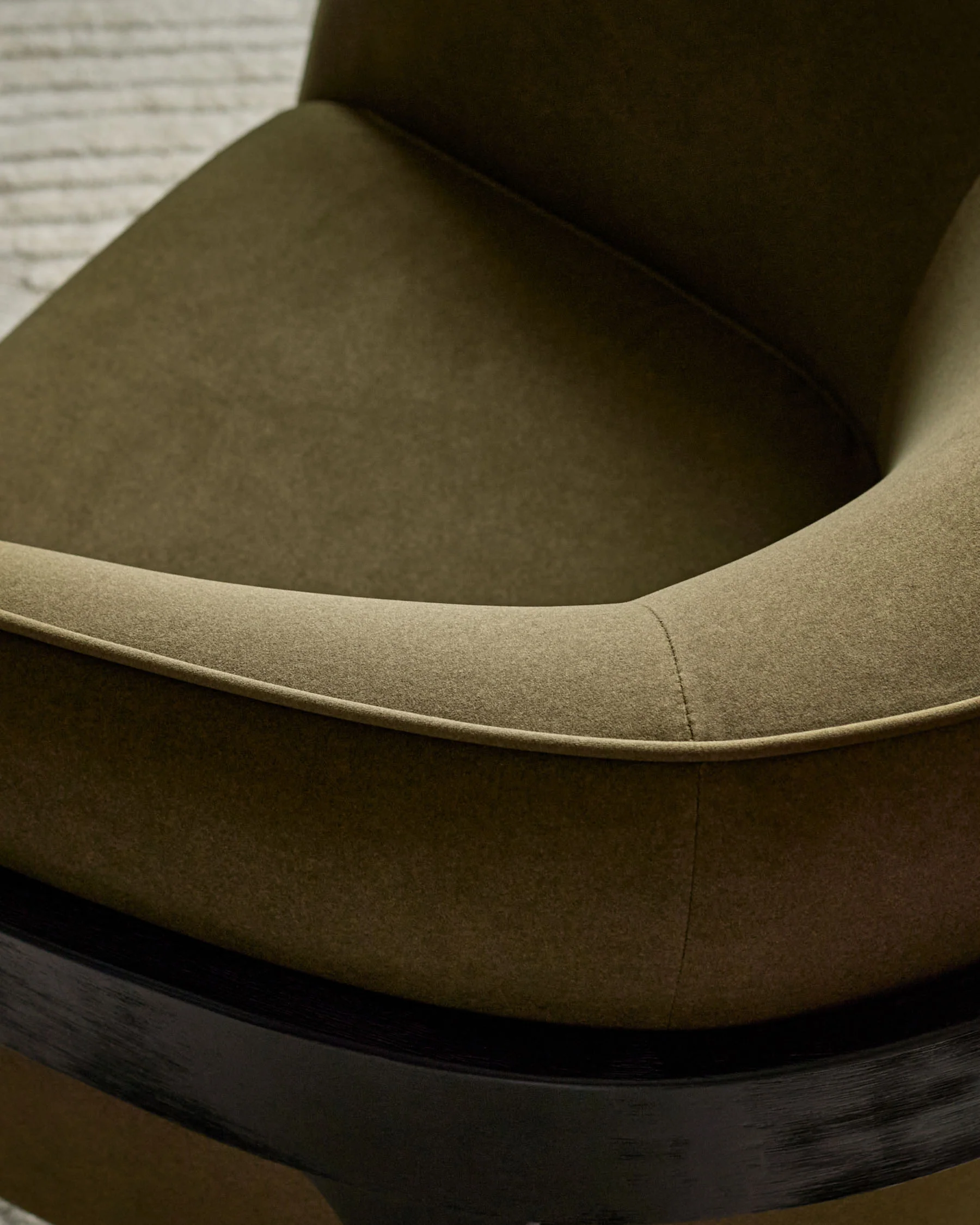 Palmer pistachio green plush fabric occasional chair - Image 6